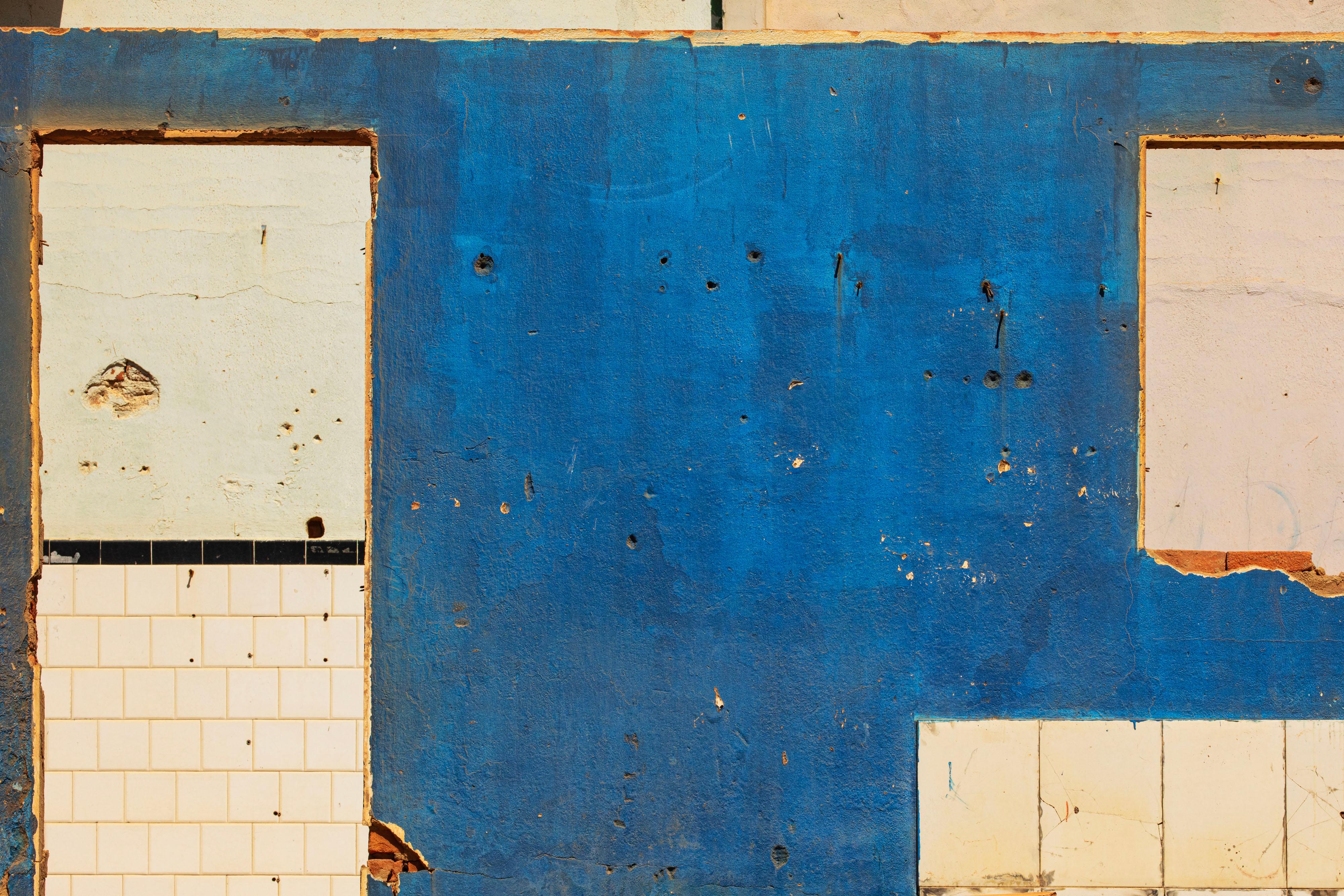 Eduardo Rezende Color Photograph - Azul do Mar, Limited Edition Archival Pigment Print on Canvas, 2024