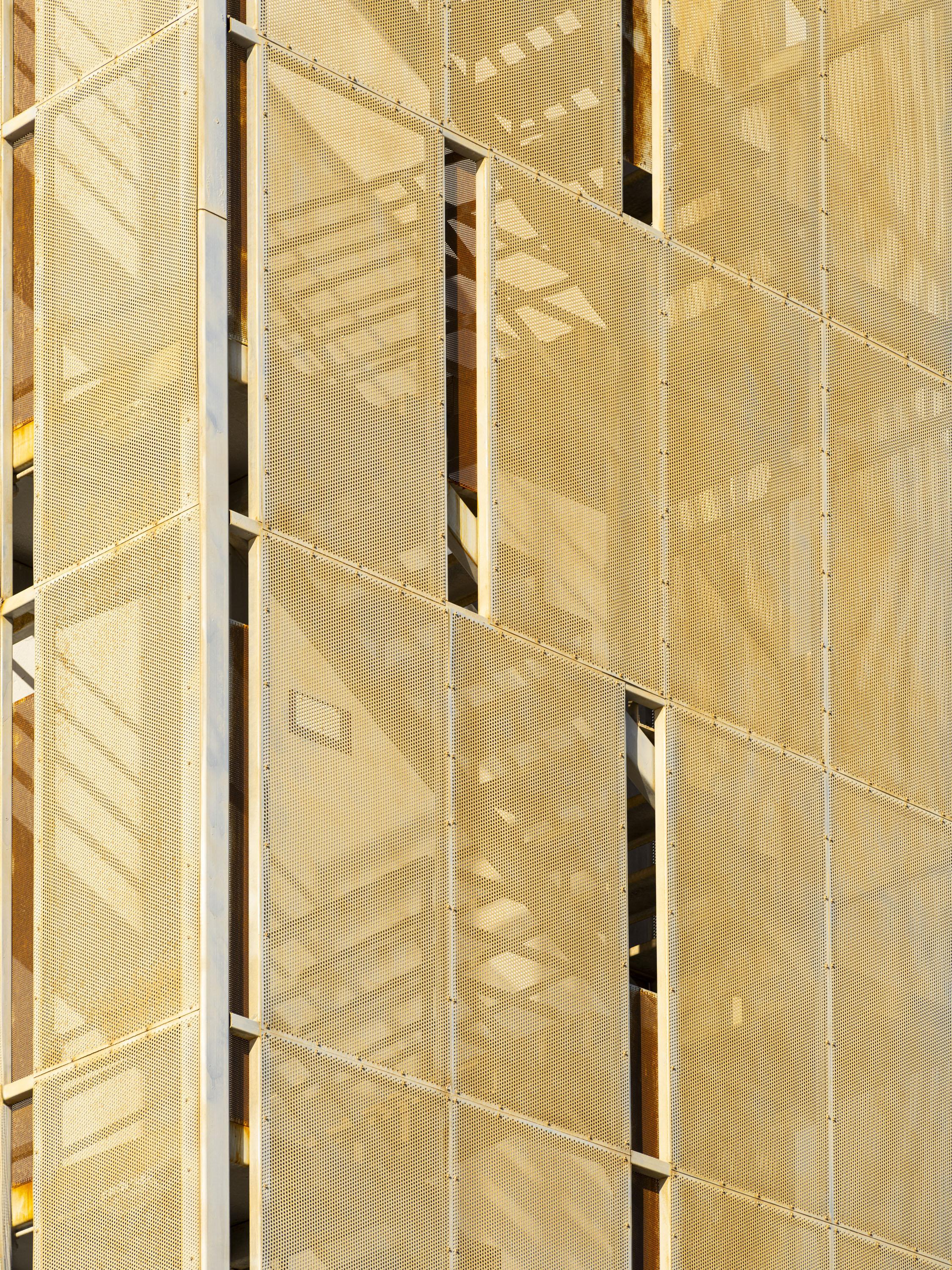 Levels. From The Lavori in Corso series