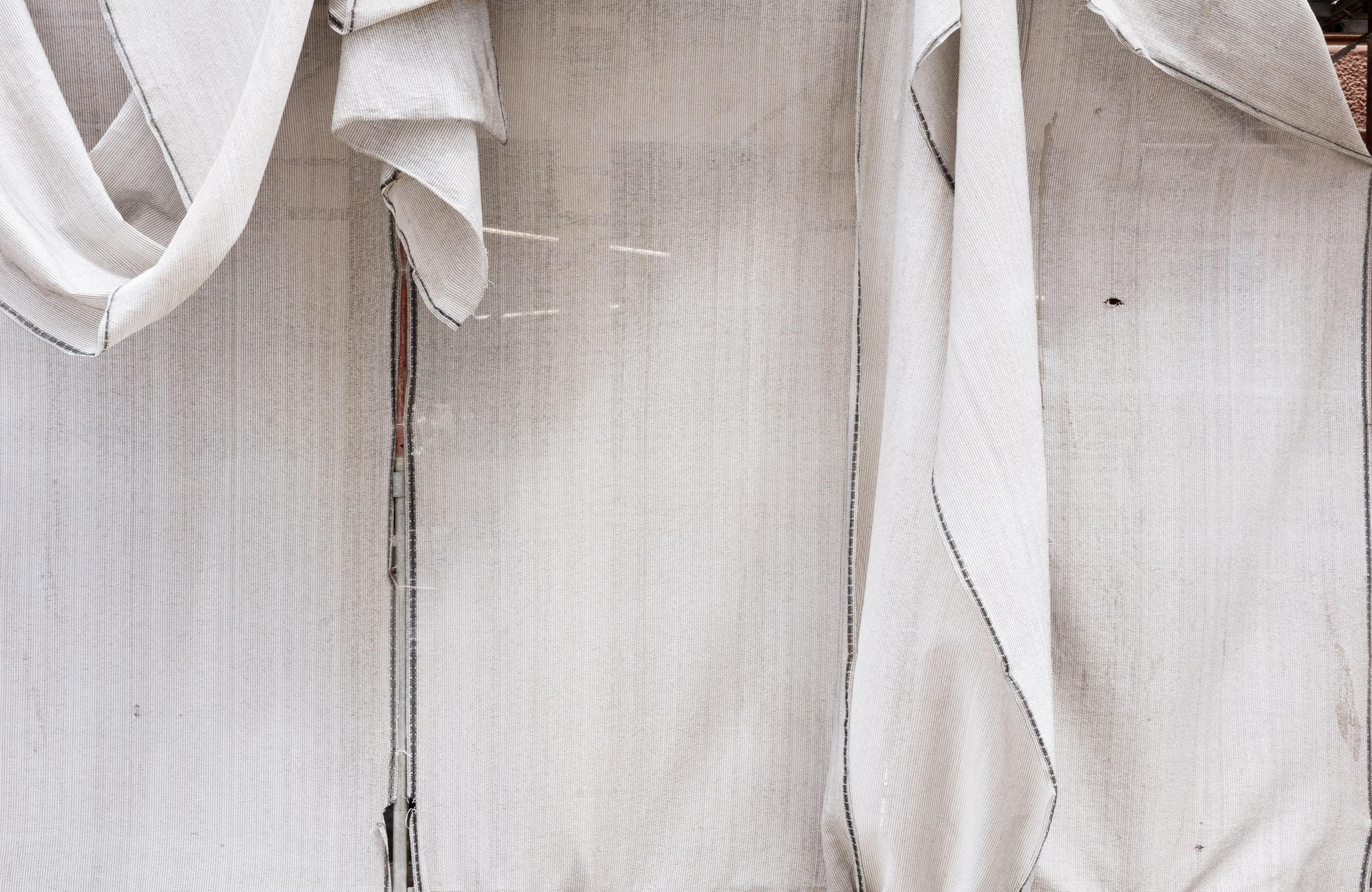 Leveza. From The Lavori in Corso series