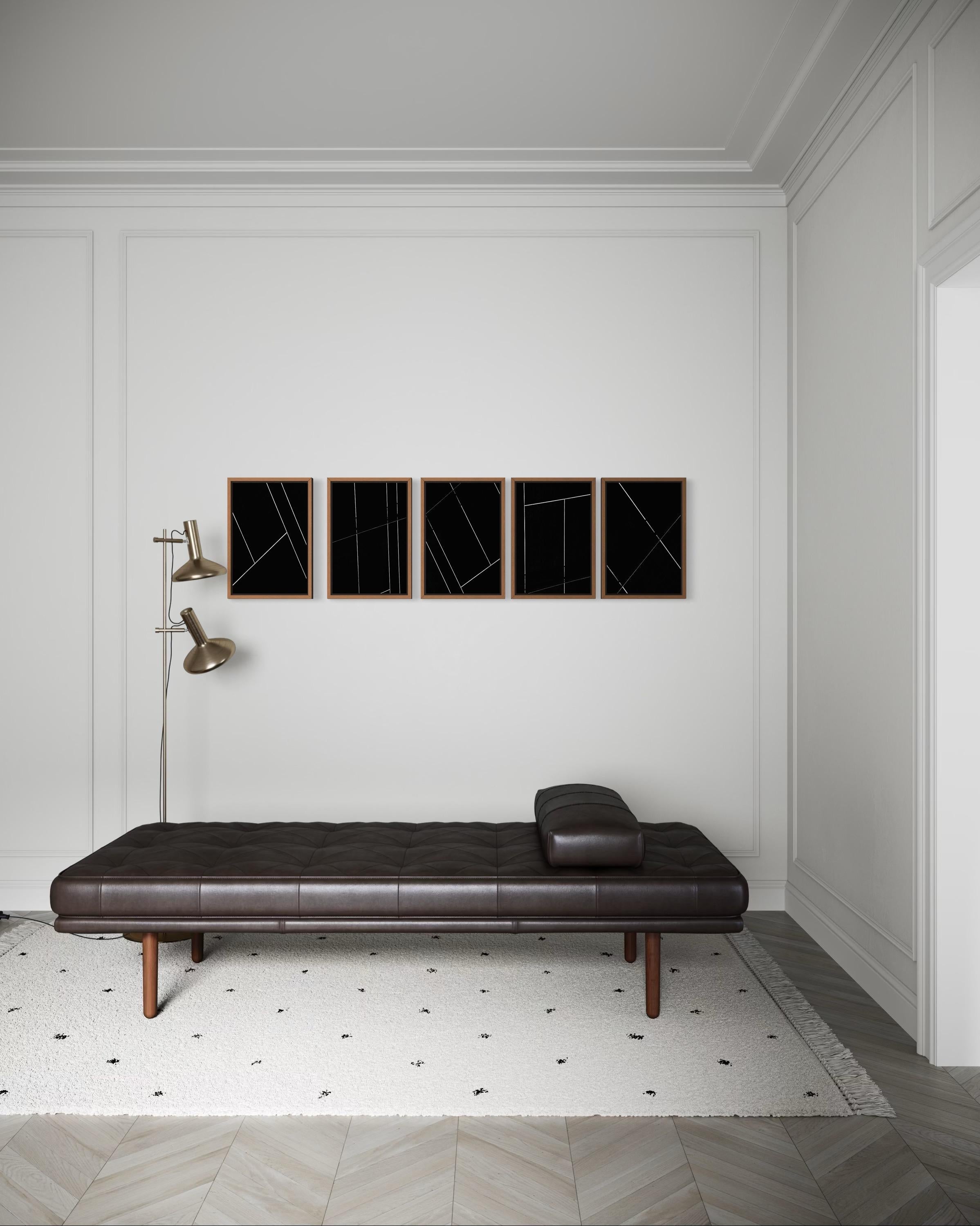 Lines of Silence, Limitierte Auflage von 15 Stück. Größe: jeweils 18 × 12 cm (Polyptychon) (Schwarz), Abstract Photograph, von Eduardo Rezende