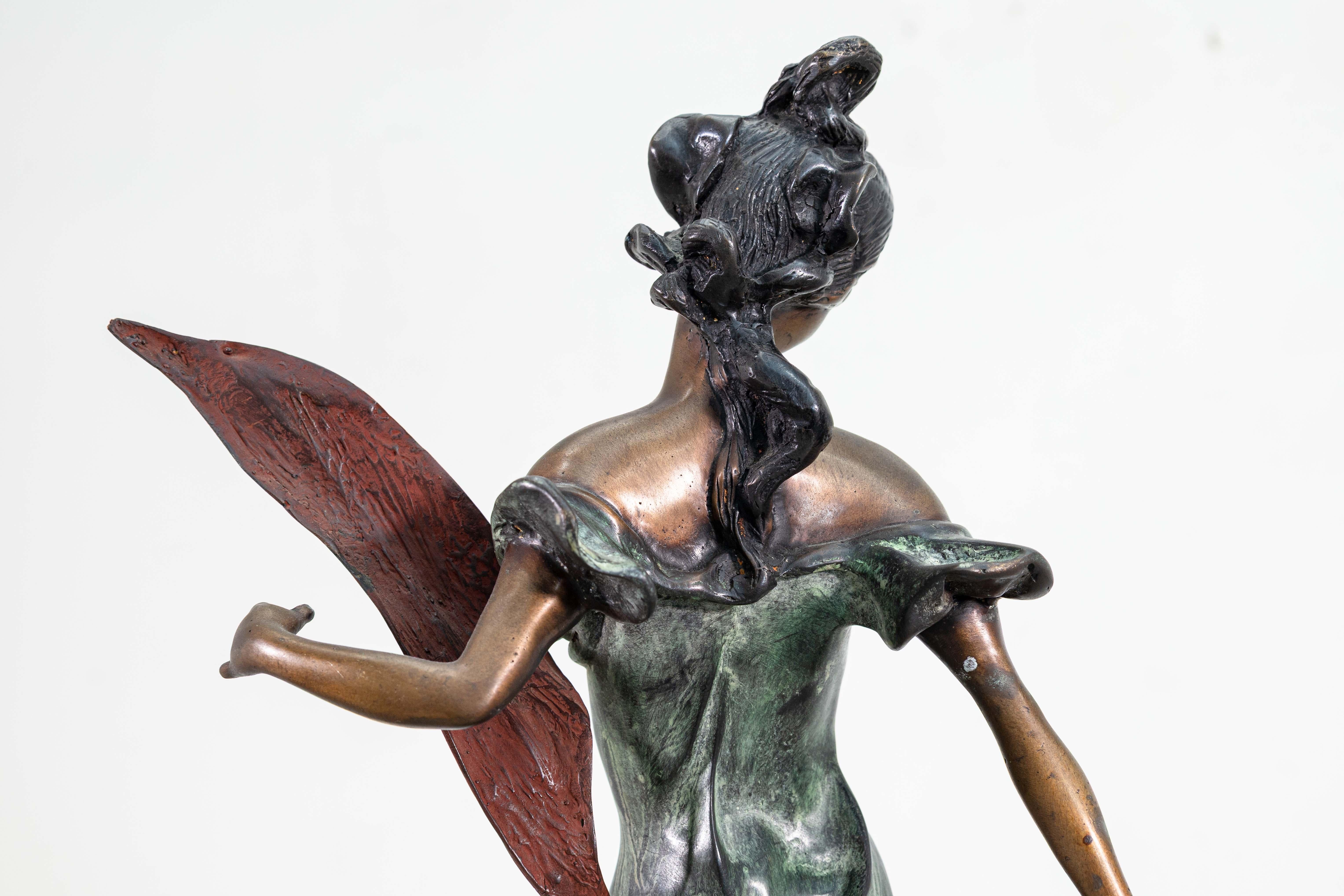 Eduardo Rossi Ninfa marina Galatea Scultura figurativa in bronzo firmata Art Nouveau in vendita 2