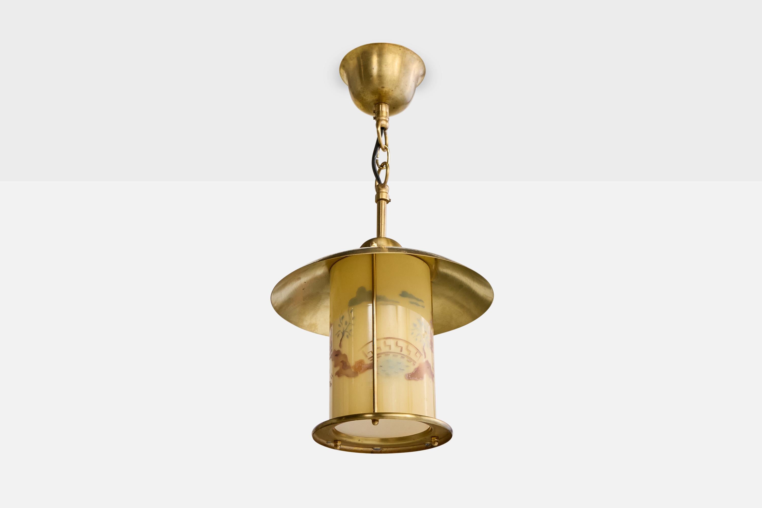 Suspension en laiton et verre opalin beige produite par Edvard Hagman, Suède, c. 1940s.

Dimensions globales (pouces) : 16.05 
