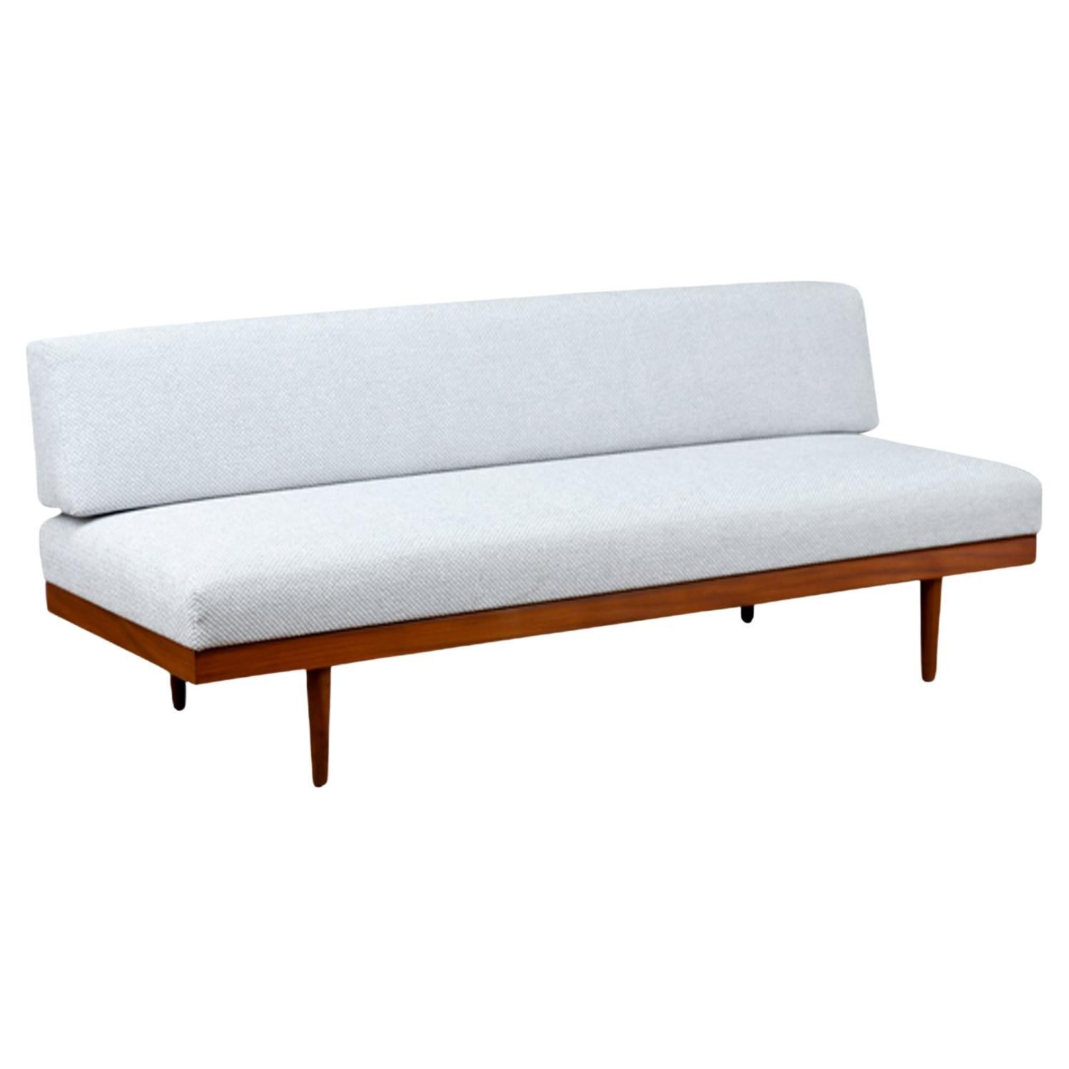 Expertly Restored - Edvard Kindt-Larsen Teak Daybed Sofa for Gustav Bahus For Sale