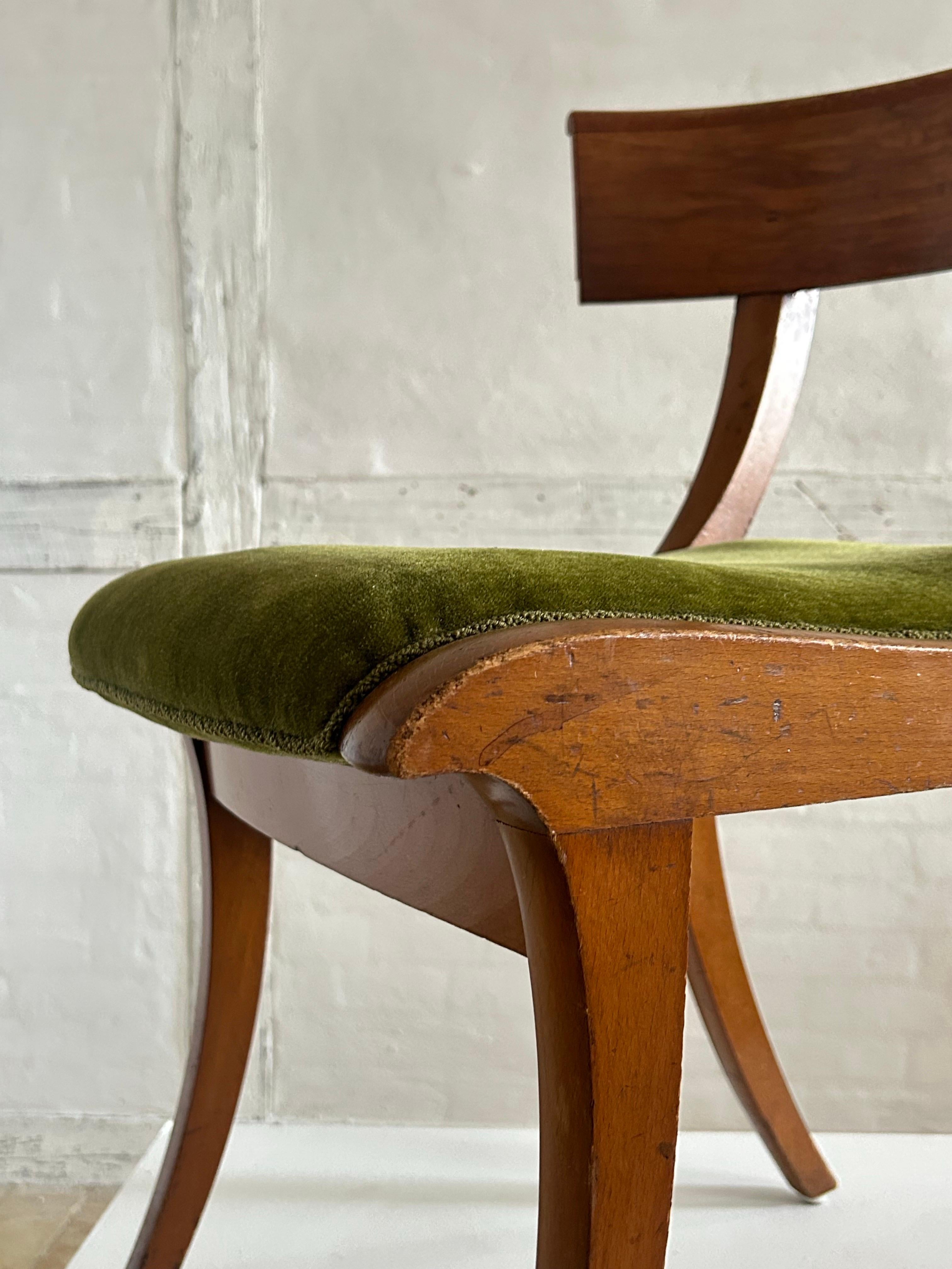 Chaise Klismos d'Edvard Thomsen, Design/One, Danemark, 1924 Bon état - En vente à Valby, 84