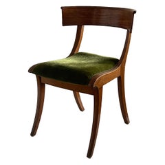 Sedia Klismos di Edvard Thomsen, progettata per il ginnasio Øregård, Danimarca, 1924