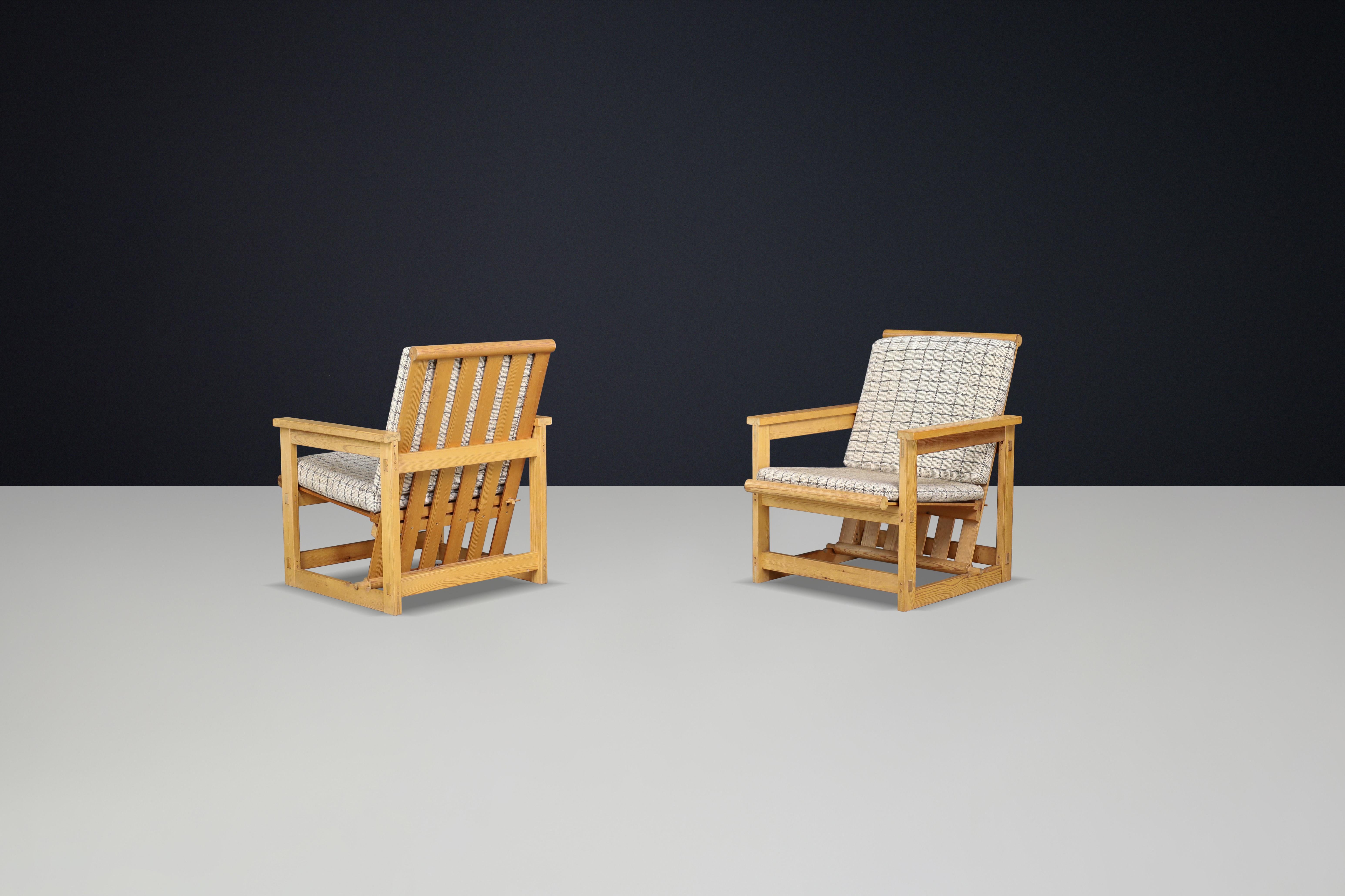 Edvin Helseth Lounge Chairs in Pine Model 