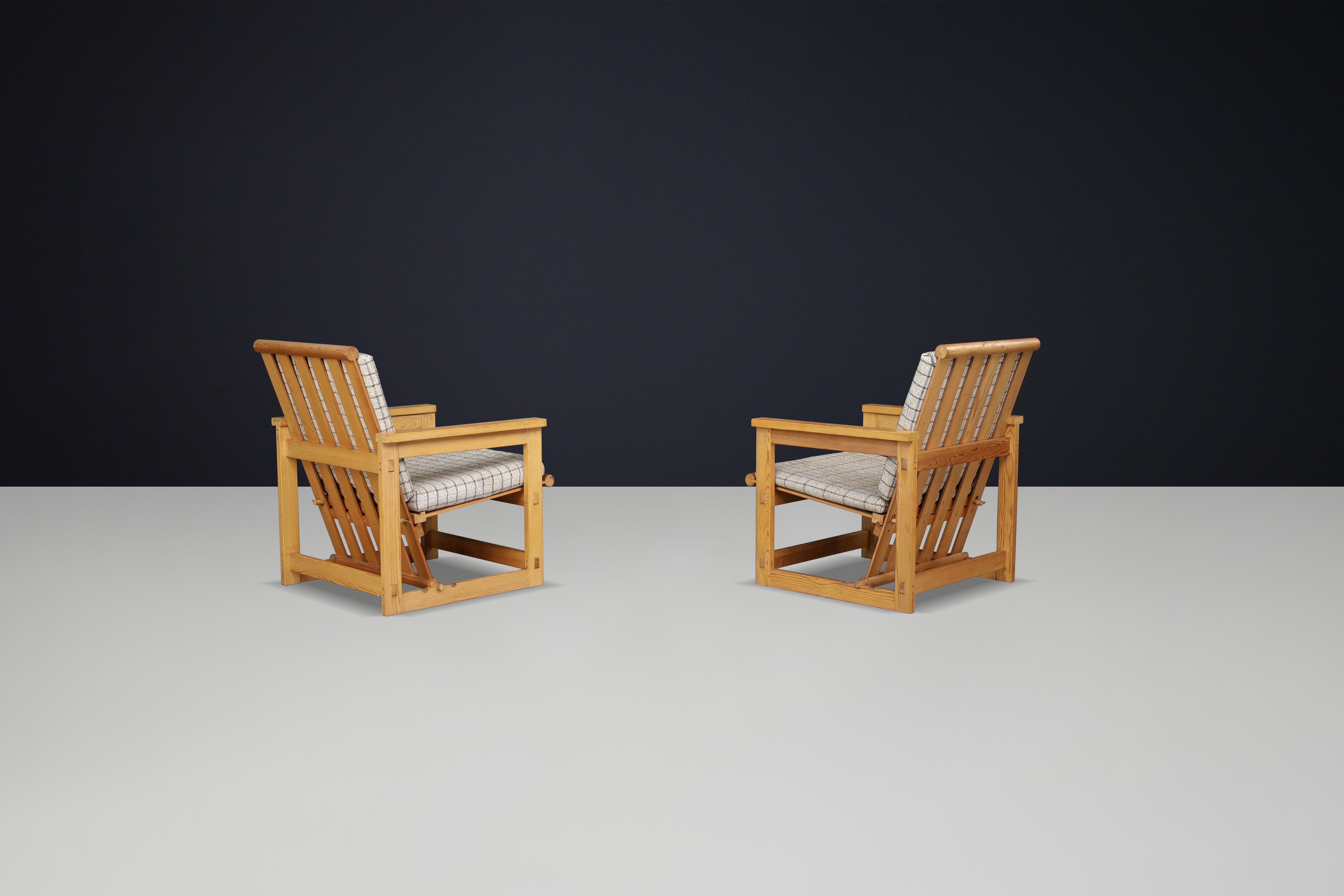 Norwegian Edvin Helseth Lounge Chairs in Pine Model 