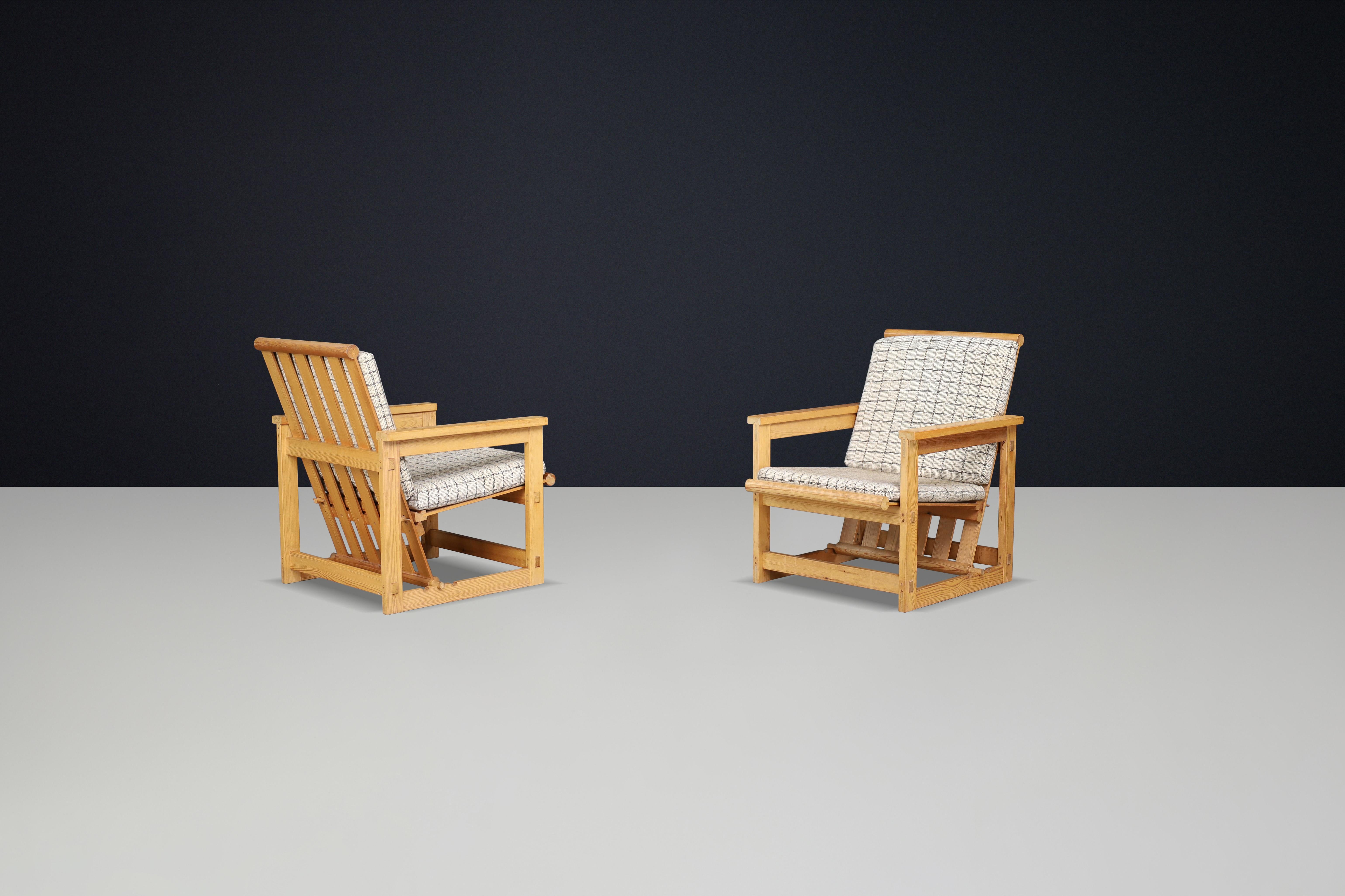 Edvin Helseth Lounge Chairs in Pine Model 