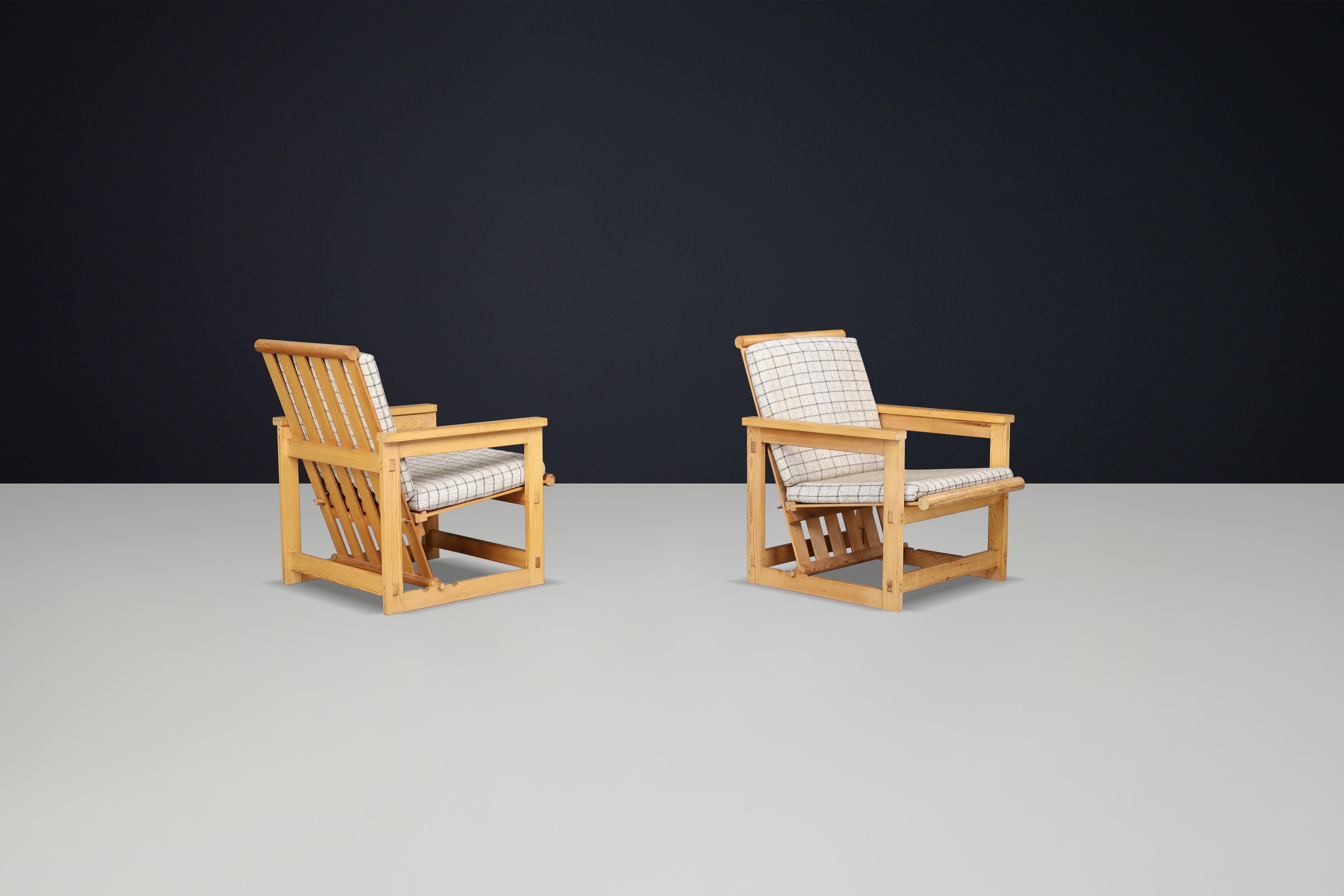 Edvin Helseth Lounge Chairs in Pine Model 
