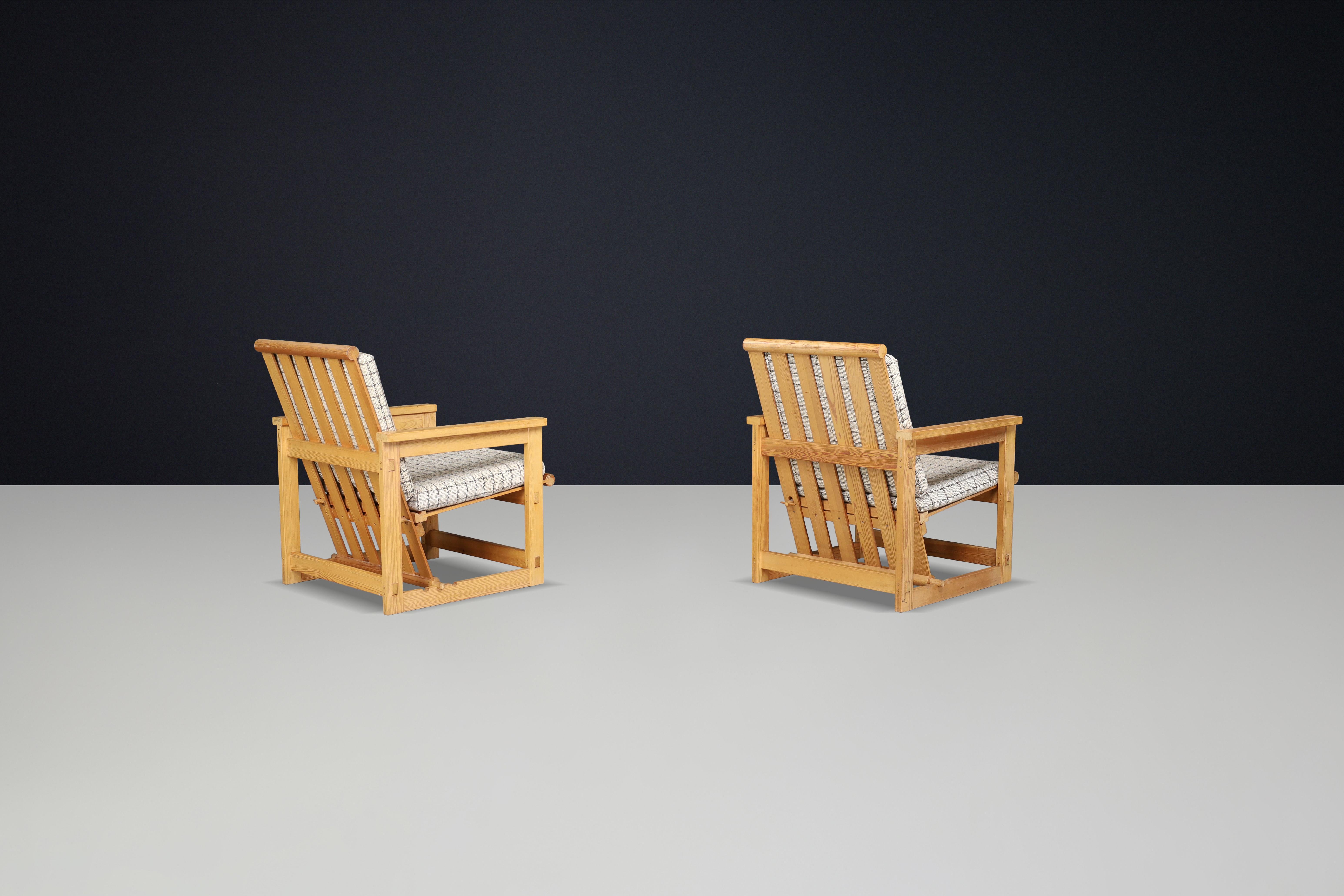 Edvin Helseth Lounge Chairs in Pine Model 