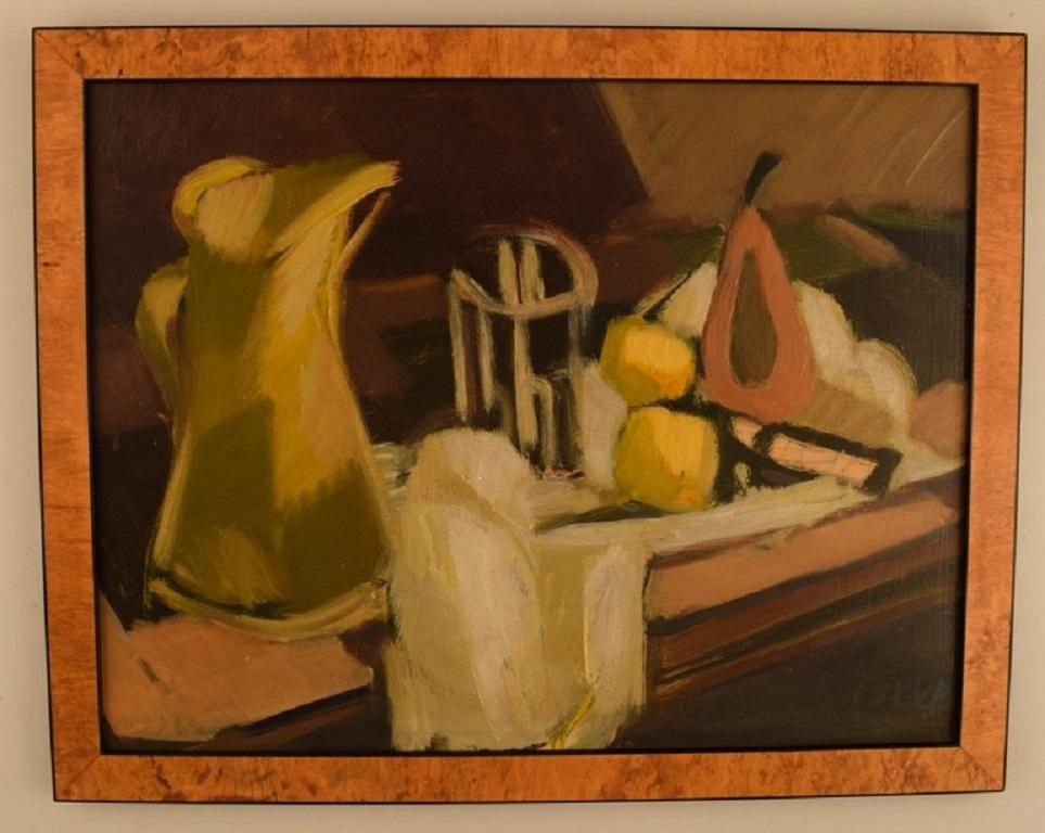 Edvin Jarup (1922-2016), listed Swedish artist. Oil on board. Modernist still life. 
1960s.
The board measures: 40.5 x 31 cm.
The frame measures: 2.5 cm.
In excellent condition.
Signed.