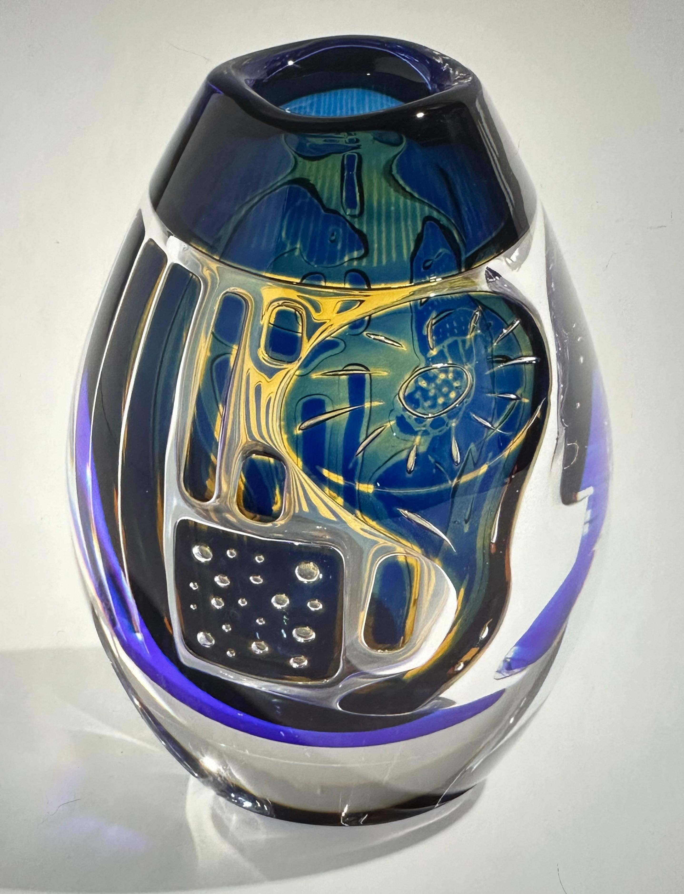 Edvin Ohrstrom Orrefors Ariel Art Glass Vase in vibrant blue and yellow Signed  In Good Condition For Sale In Ann Arbor, MI