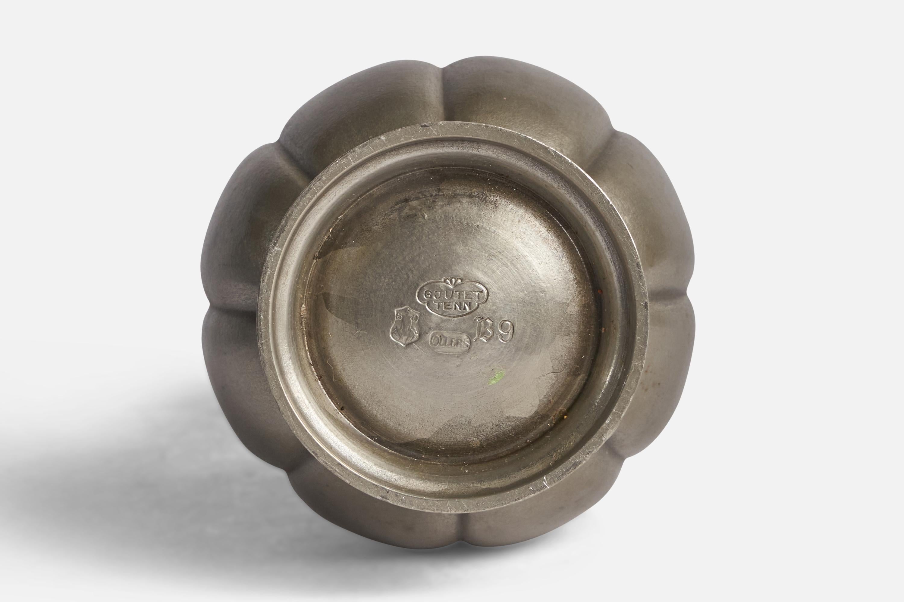 Mid-20th Century Edvin Ollers, Vase, Pewter, Sweden, 1952 For Sale
