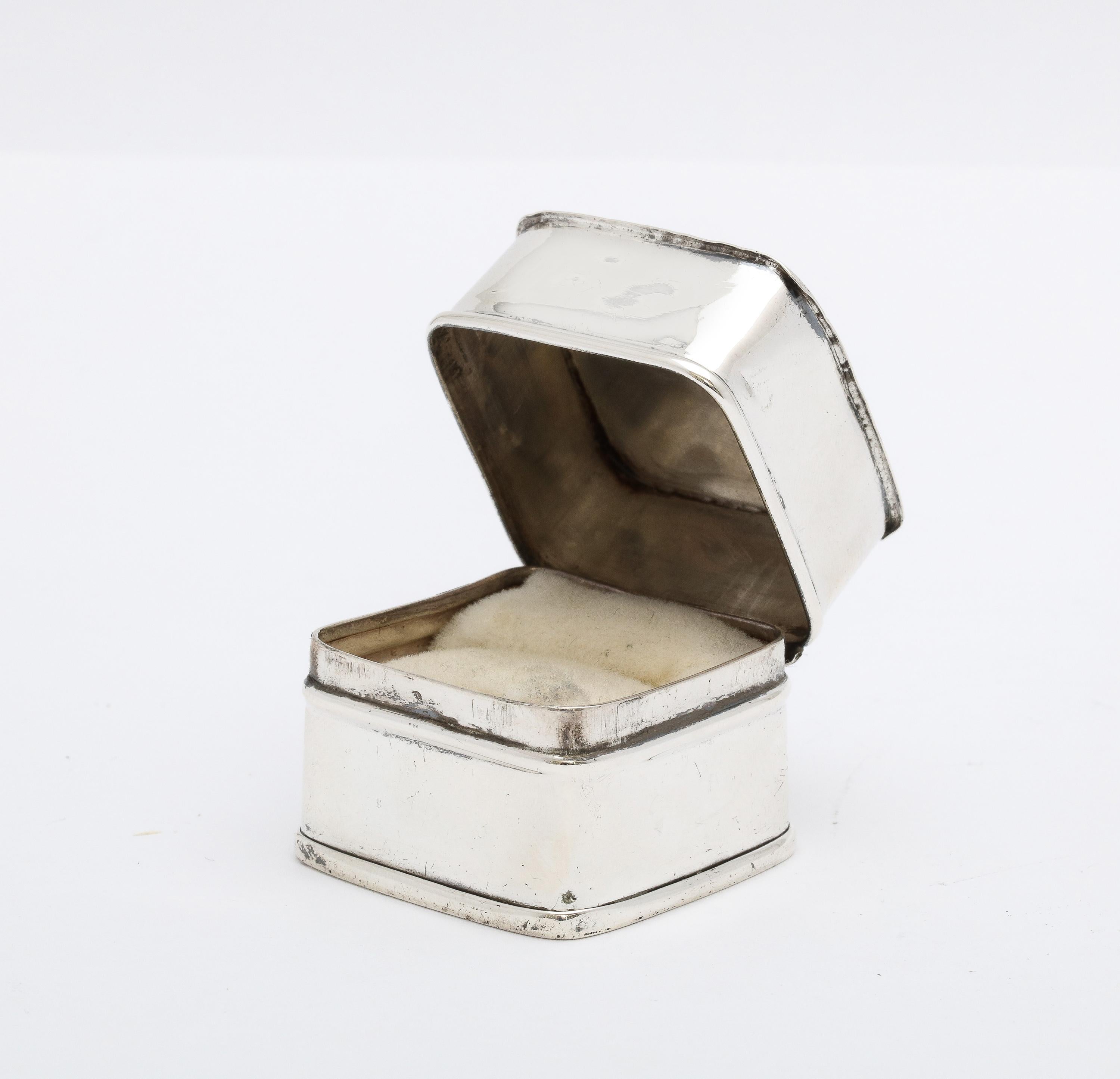 Edwadian Period Sterling Silver Ring Box For Sale 3