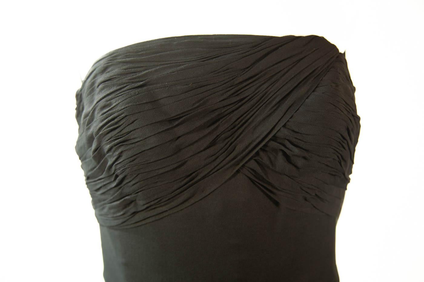 Edward Abbott Vestido de cóctel de plumas de avestruz negro Couture en venta 3