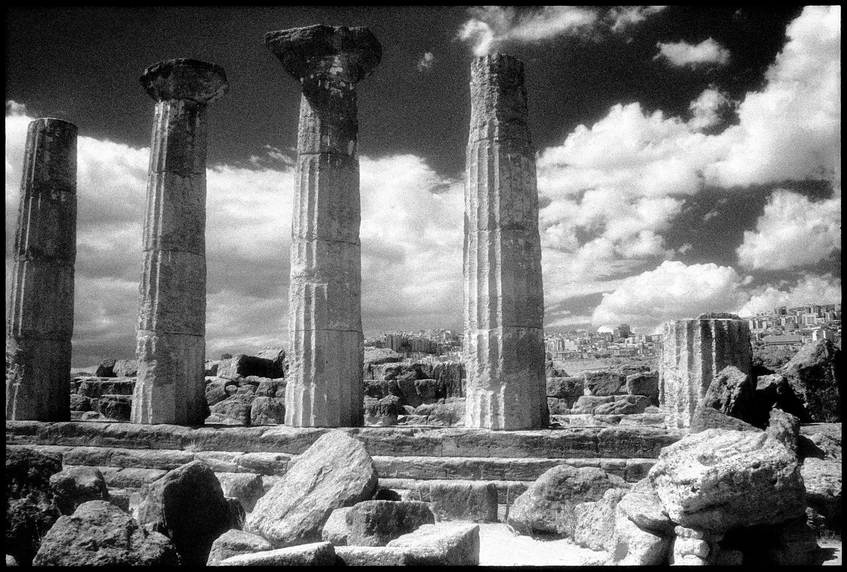 Edward Alfano Black and White Photograph - Agrigento, Sicilia - Contemporary Photograph of Roman Ruins (Black+White)