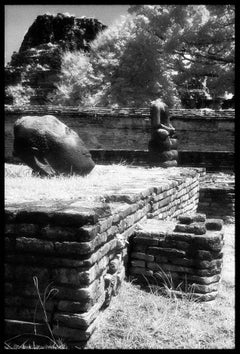 Ruins, Wat Phra - Contemporary Double Sided Photograph on Aluminum (Black+White)