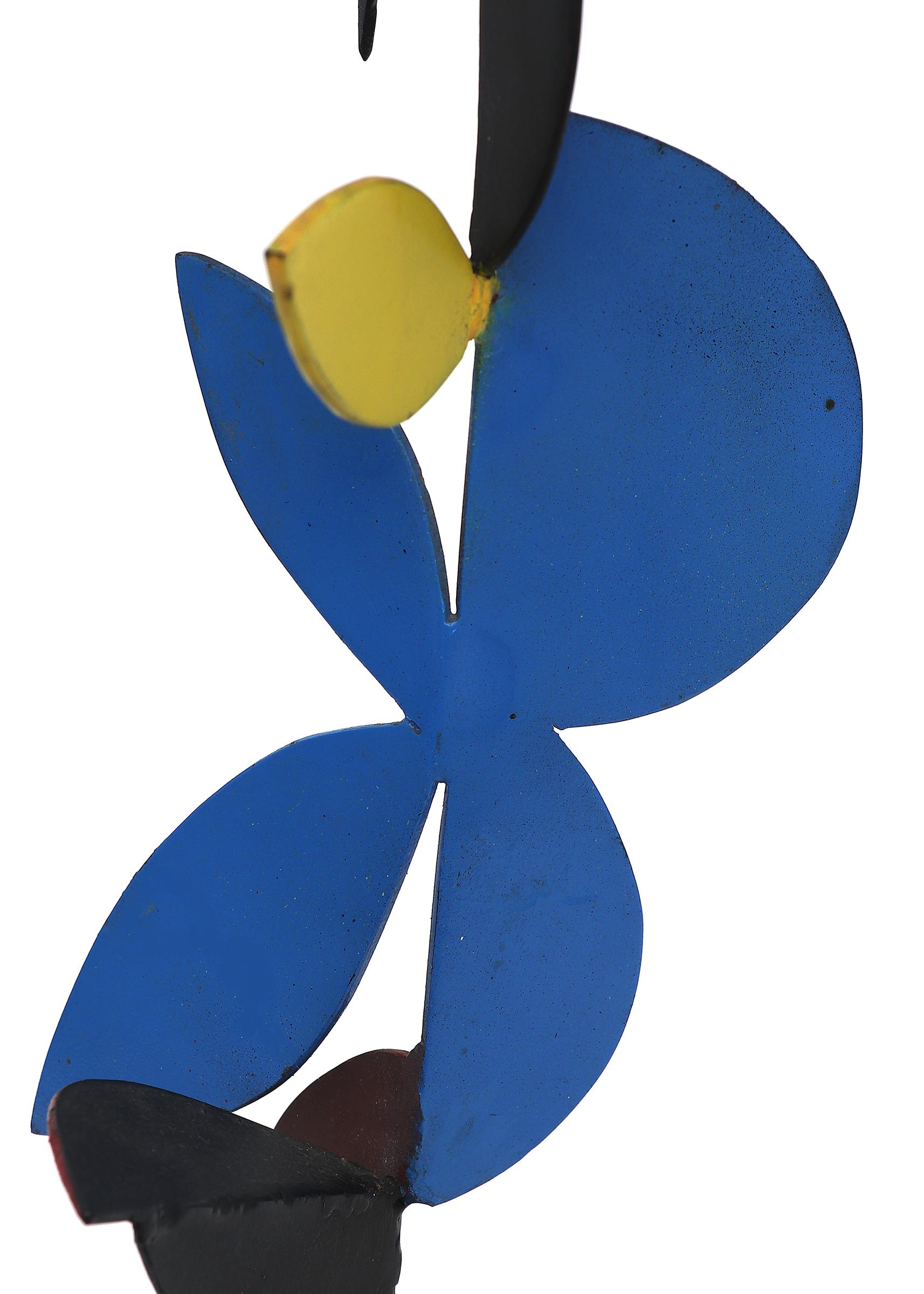 Mehrfarbige abstrakte bemalte Metallskulptur von Edward Chavez, American Modern im Angebot 3