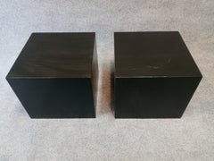 Edward Axel Roffman Coppia di tavoli minimalisti a cubo in Oak smaltato MCM Post-Moderno