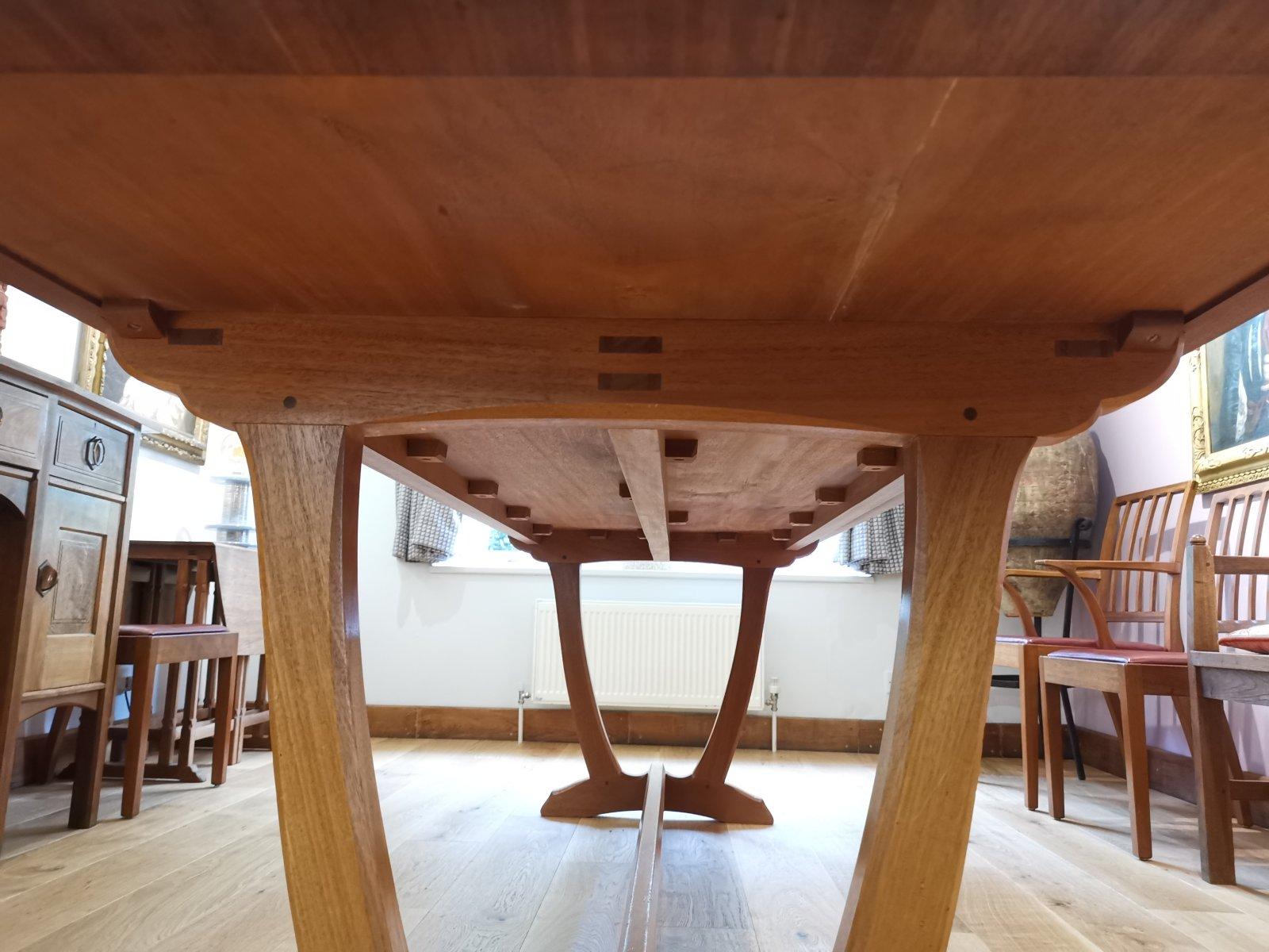 Edward Barnsley. An Arts & Crafts Walnut dining table & eight matching chairs. For Sale 4