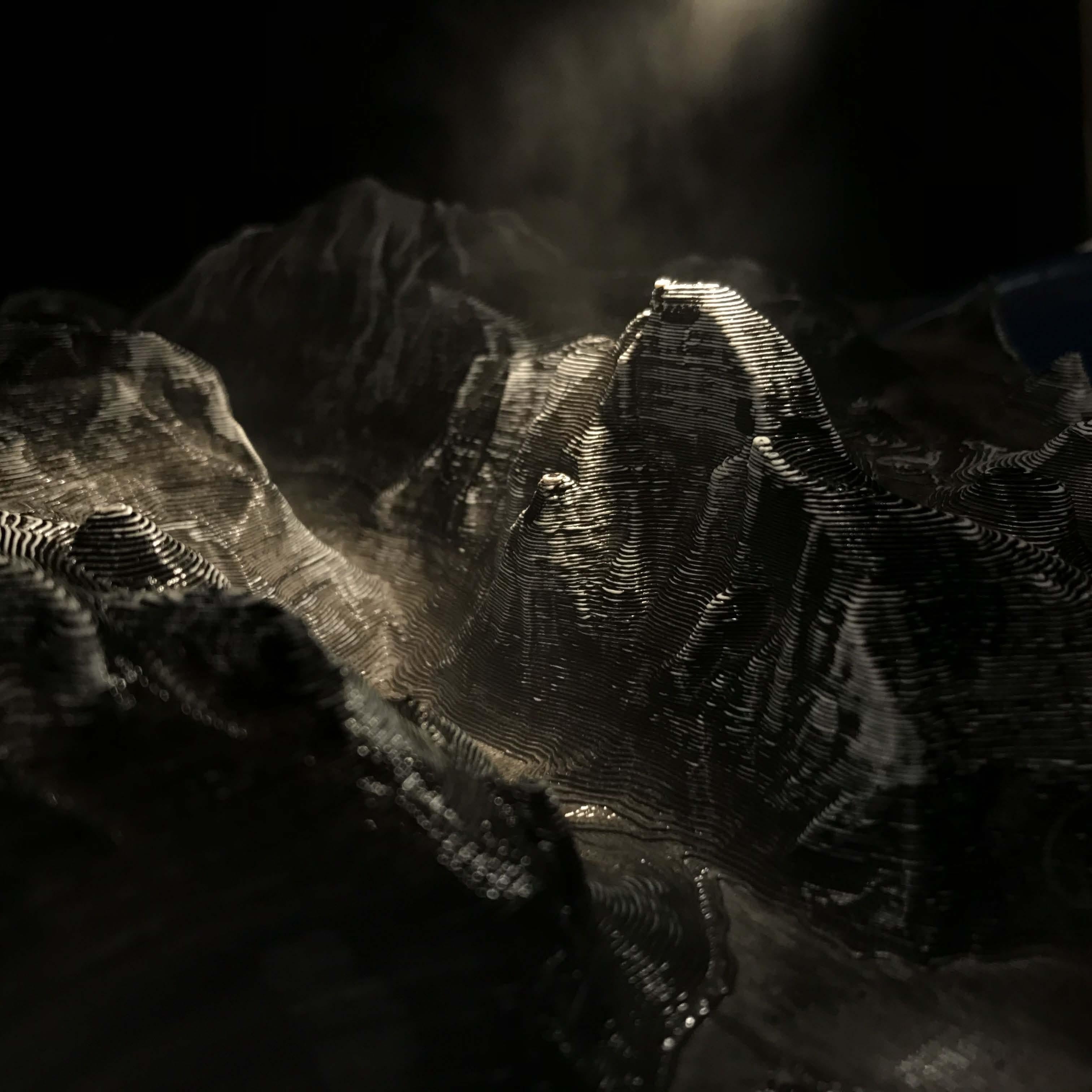 Color Photograph di Edward Bateman - Half Dome No. 1 (con paesaggio stampato in 3D)