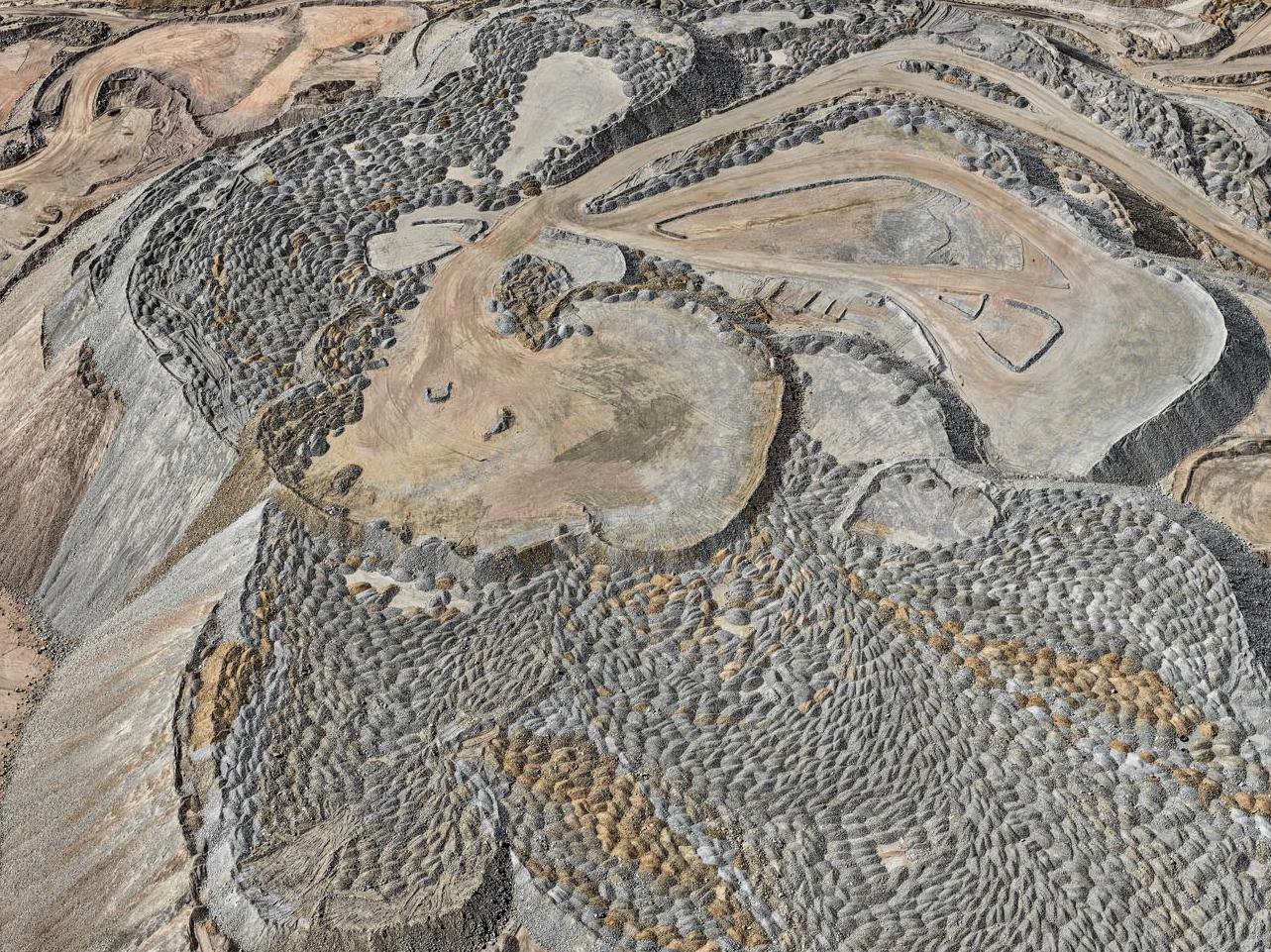 Edward BURTYNSKY (*1955, Canada)
Chuquicamata Copper Mine Overburden #1, Calama, Chile, 2017
Pigment inkjet print on Kodak Professional Photo Paper
Sheet: 148.65 x 198.4 cm (58 1/2 x 78 in.)
Edition of 3; Ed. no. 1/3

Edward Burtynsky is regarded as