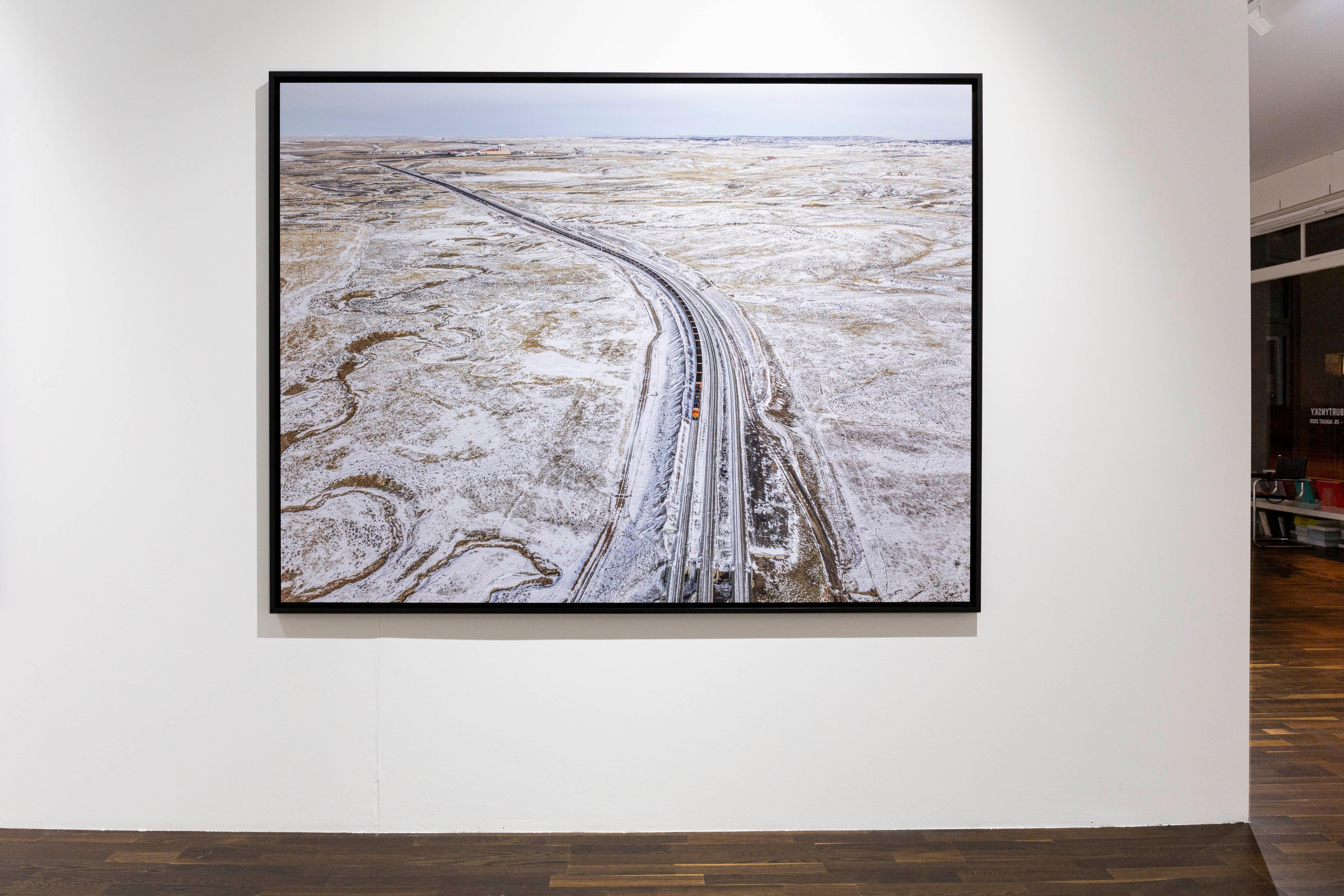 Coal-Schleppe, Near Gillette, Wyoming, USA Edward Burtynsky, Landschaft, Schleppe im Angebot 6