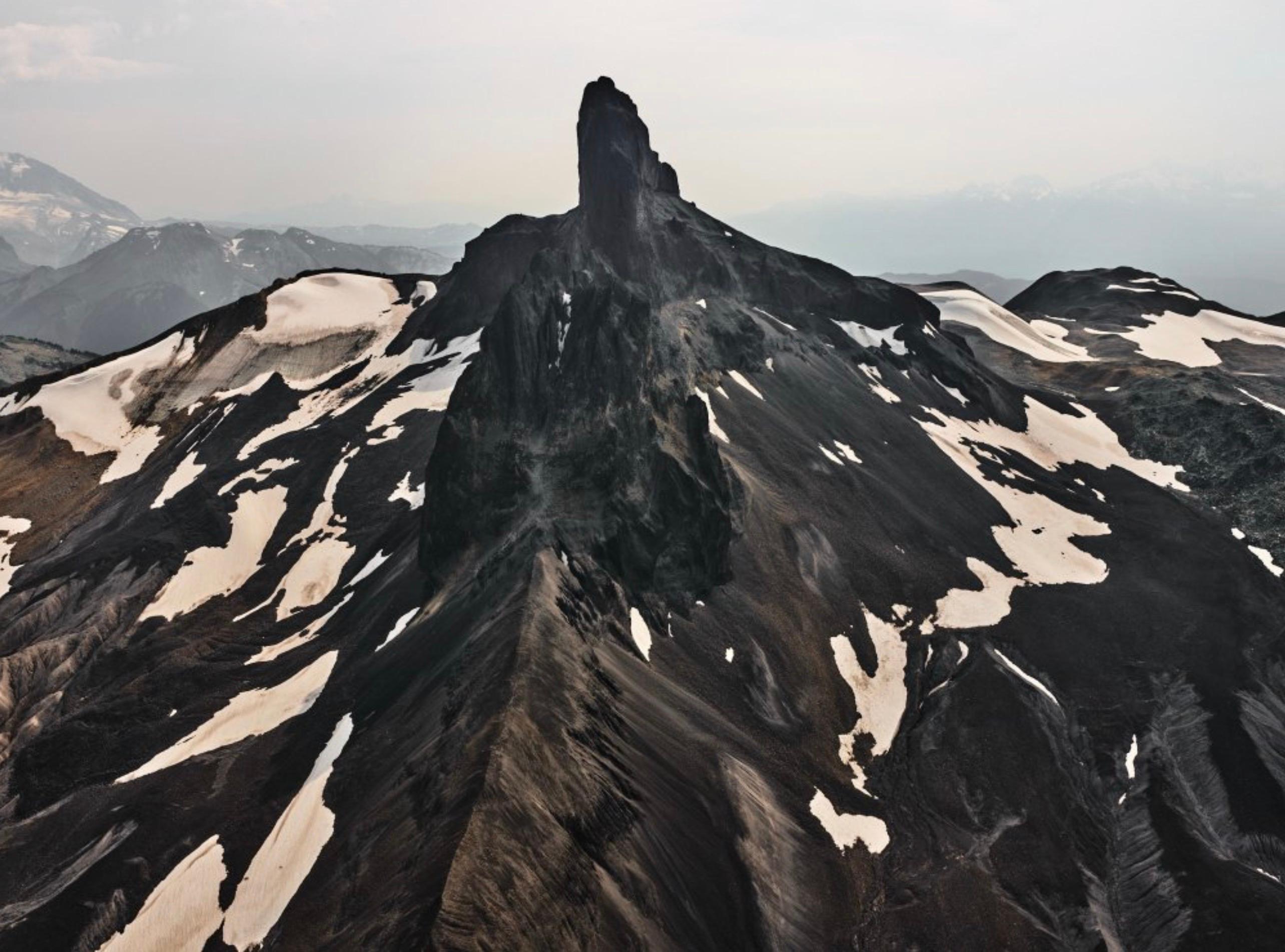 Montañas de la Costa nº 2, El Colmillo Negro, Columbia Británica, Canadá