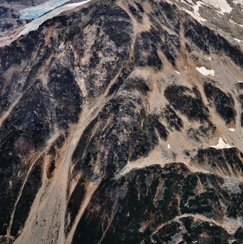 Edward BURTYNSKY (*1955, Canadá)
Montañas de la Costa nº 8, Columbia Británica, Canadá, 2023
Impresión por inyección de tinta pigmentada en papel fotográfico profesional Kodak
148.6 x 297.2 cm (58 1/2 x 117 in.)
Edición de 3
Sólo impresión
Firmado