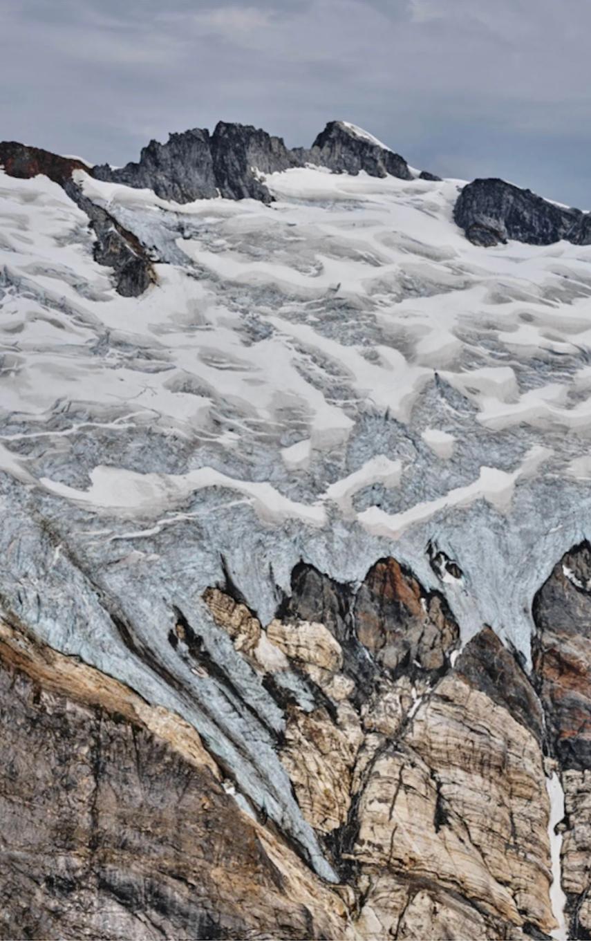 Edward BURTYNSKY (*1955, Canada)
Coast Mountains #9, Firn Snow, British Columbia, Canada, 2023
Pigment inkjet print on Kodak Professional Photo Paper
148,5 x 198,1 cm (58 1/2 x 78 in.)
Edition of 3
Print only
Signed by the artist


Edward Burtynsky