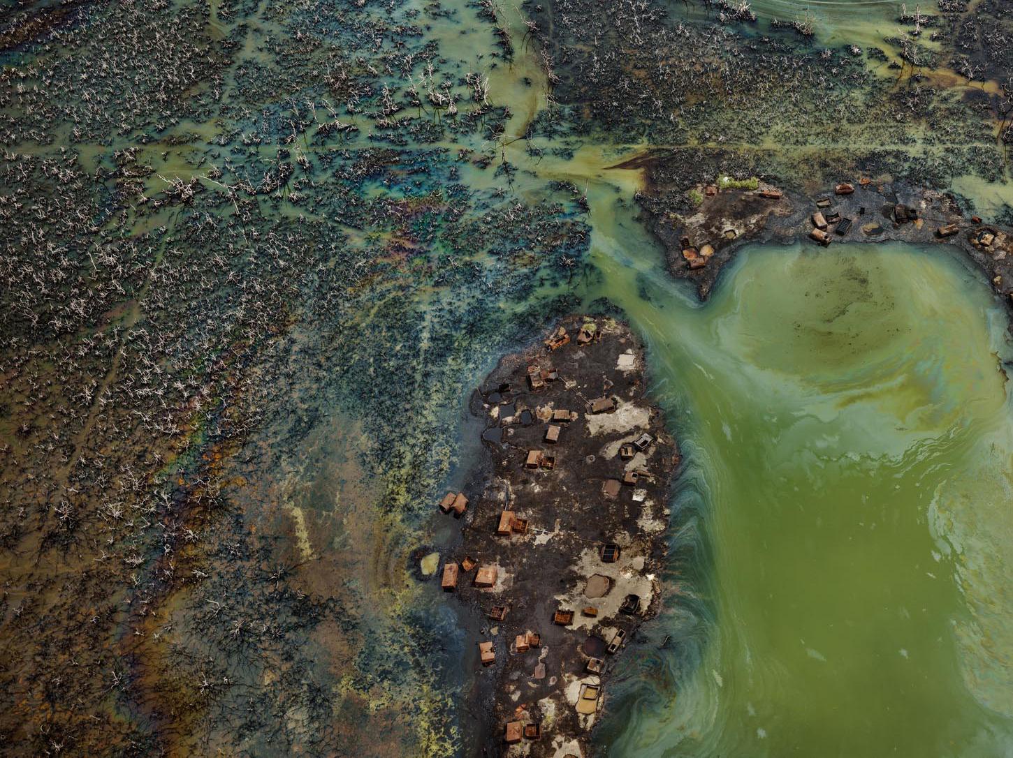 Oil Bunkering #4, Niger Delta, Nigeria – Edward Burtynsky, Landscape, Industry For Sale 1