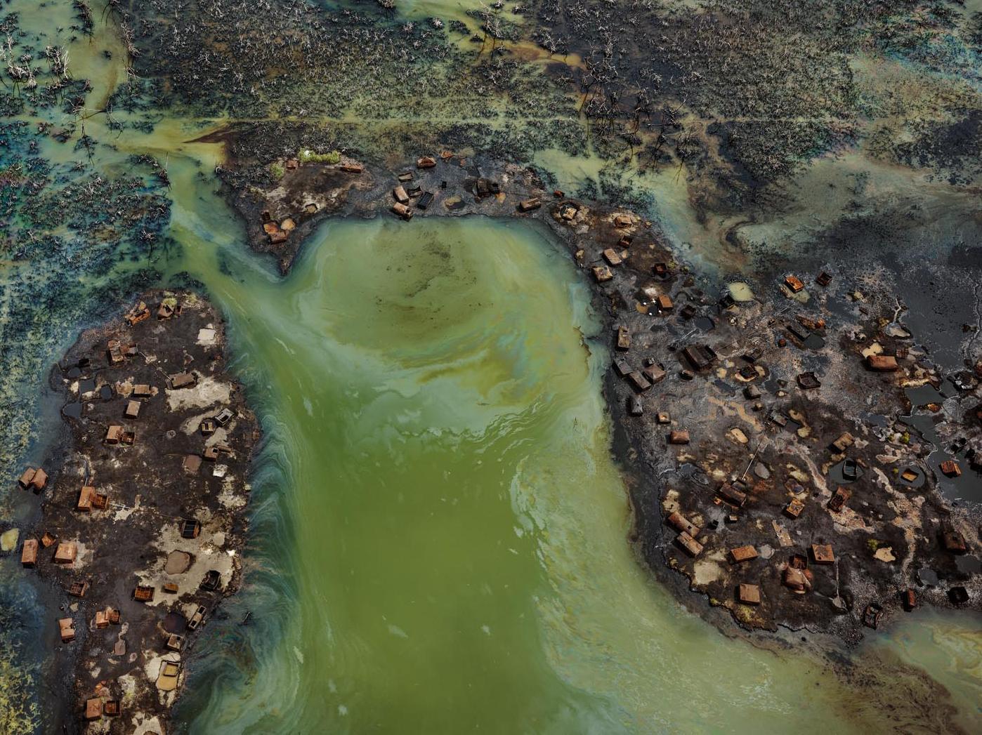 Oil Bunkering #4, Niger Delta, Nigeria – Edward Burtynsky, Landscape, Industry For Sale 3