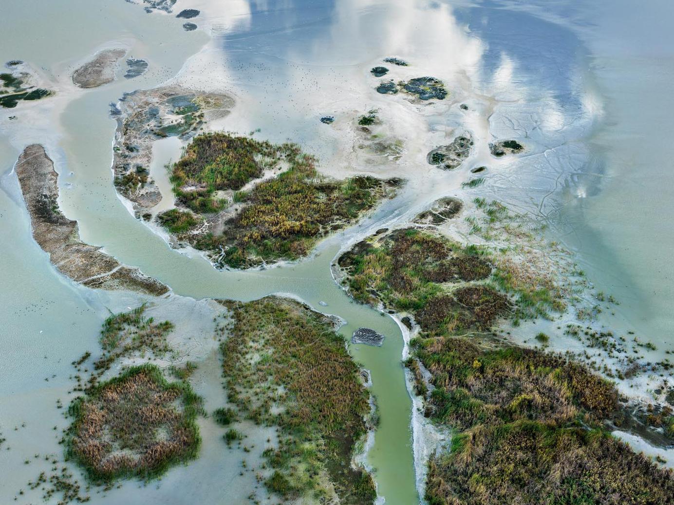 Residui di fosforo #6, vicino a Lakeland, Florida, USA - Edward Burtynsky, Paesaggio in vendita 1