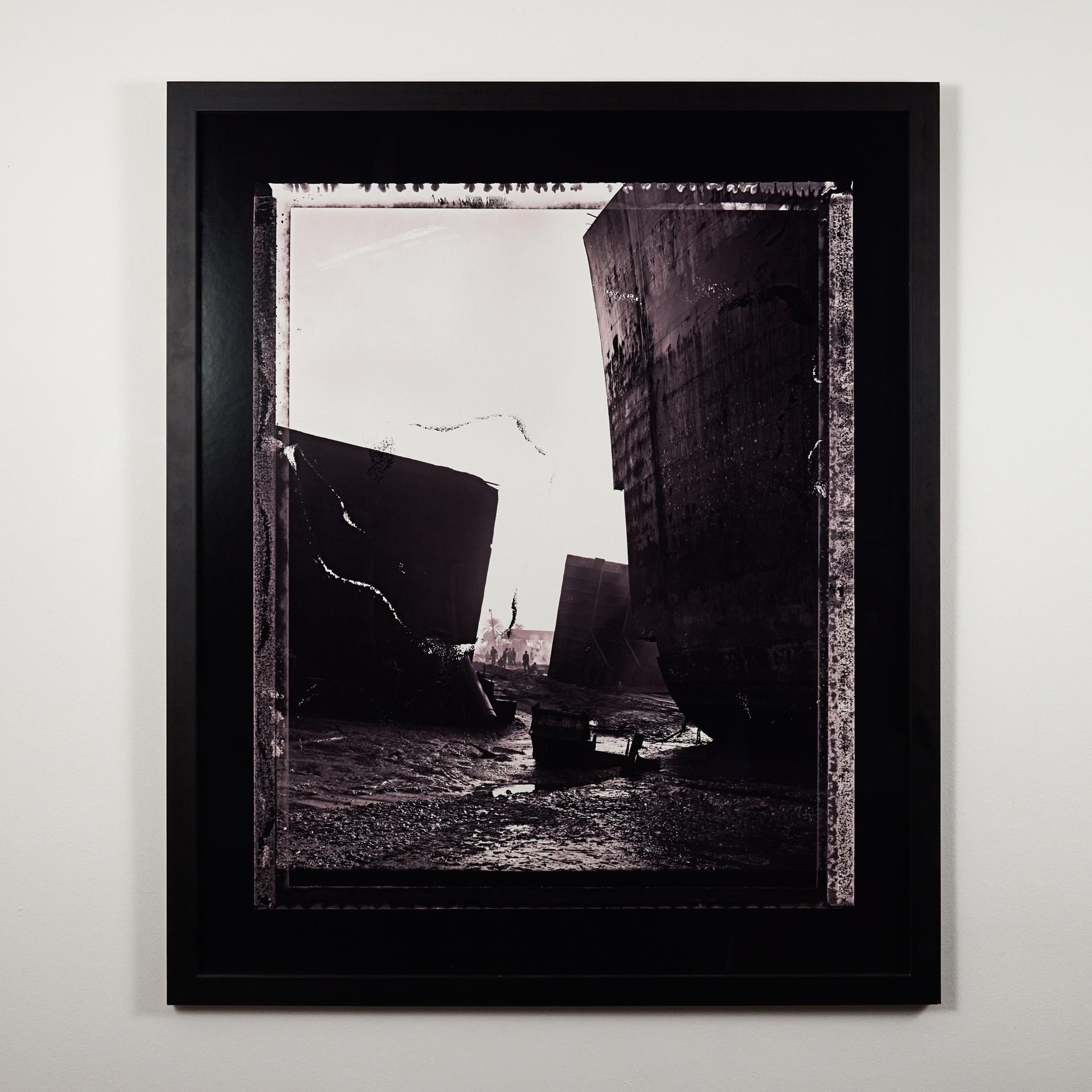Black and White Photograph de Edward Burtynsky - Shipbreaking #2 Prueba de campo