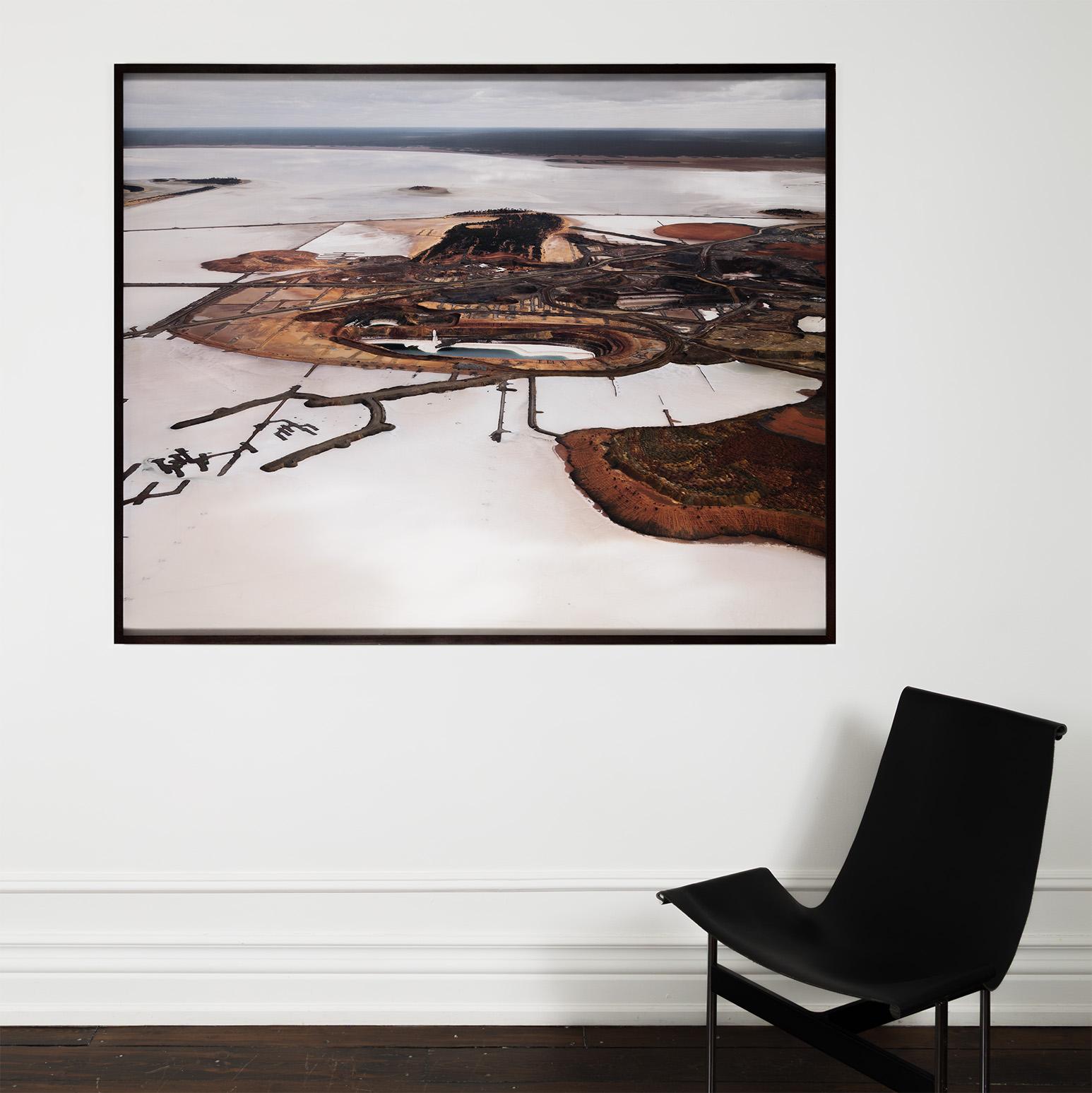Operaciones Silver Lake nº 3, Lago Lefroy, Australia Occidental, 2007 - Abstract Photograph Plata de Edward Burtynsky