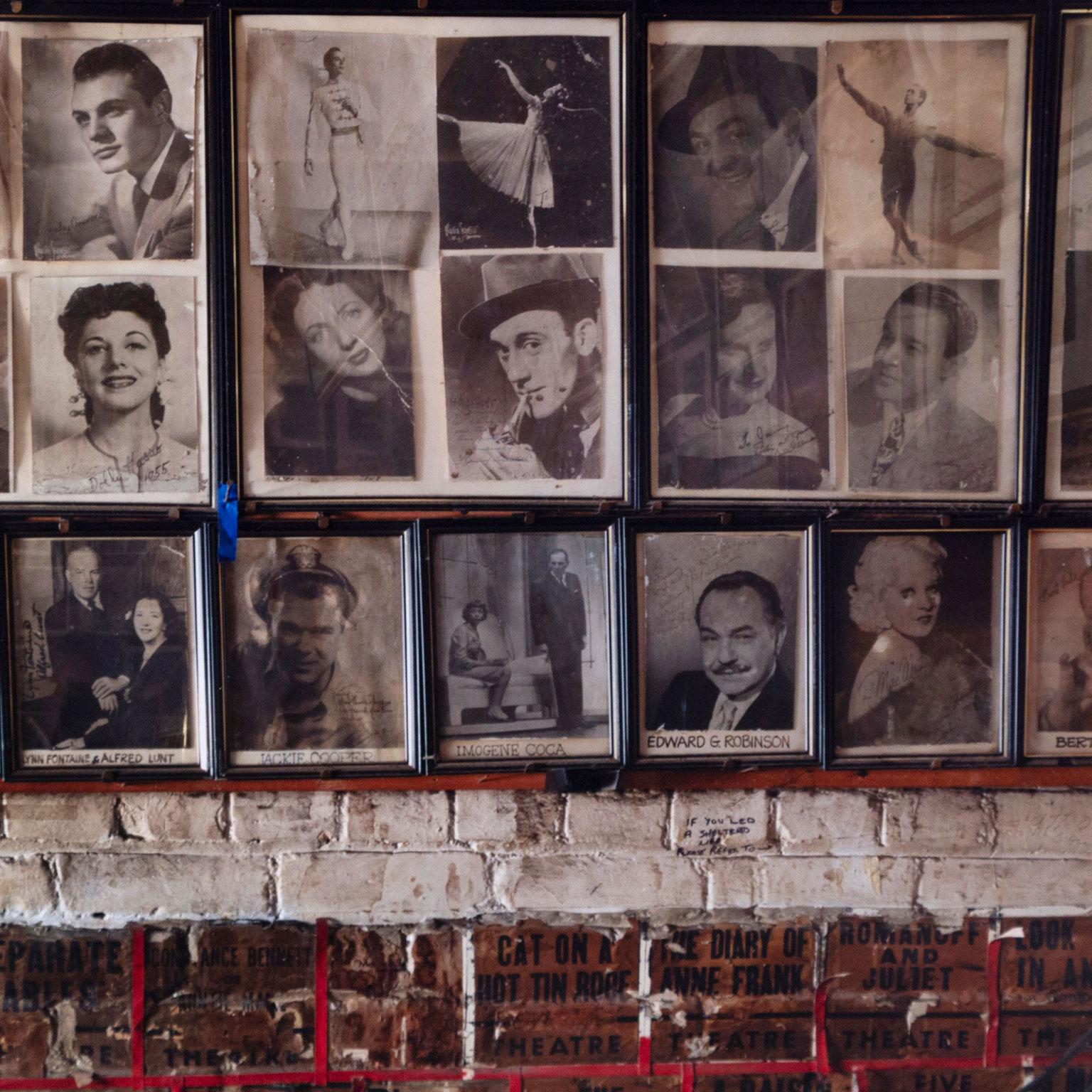 The Royal Alexandra Theatre Portfolio, 2007 – Photograph von Edward Burtynsky