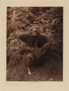 "Nane - Qagyuhl" Nativo Americano disfrazado de Grizzly - Impresión en fotograbado