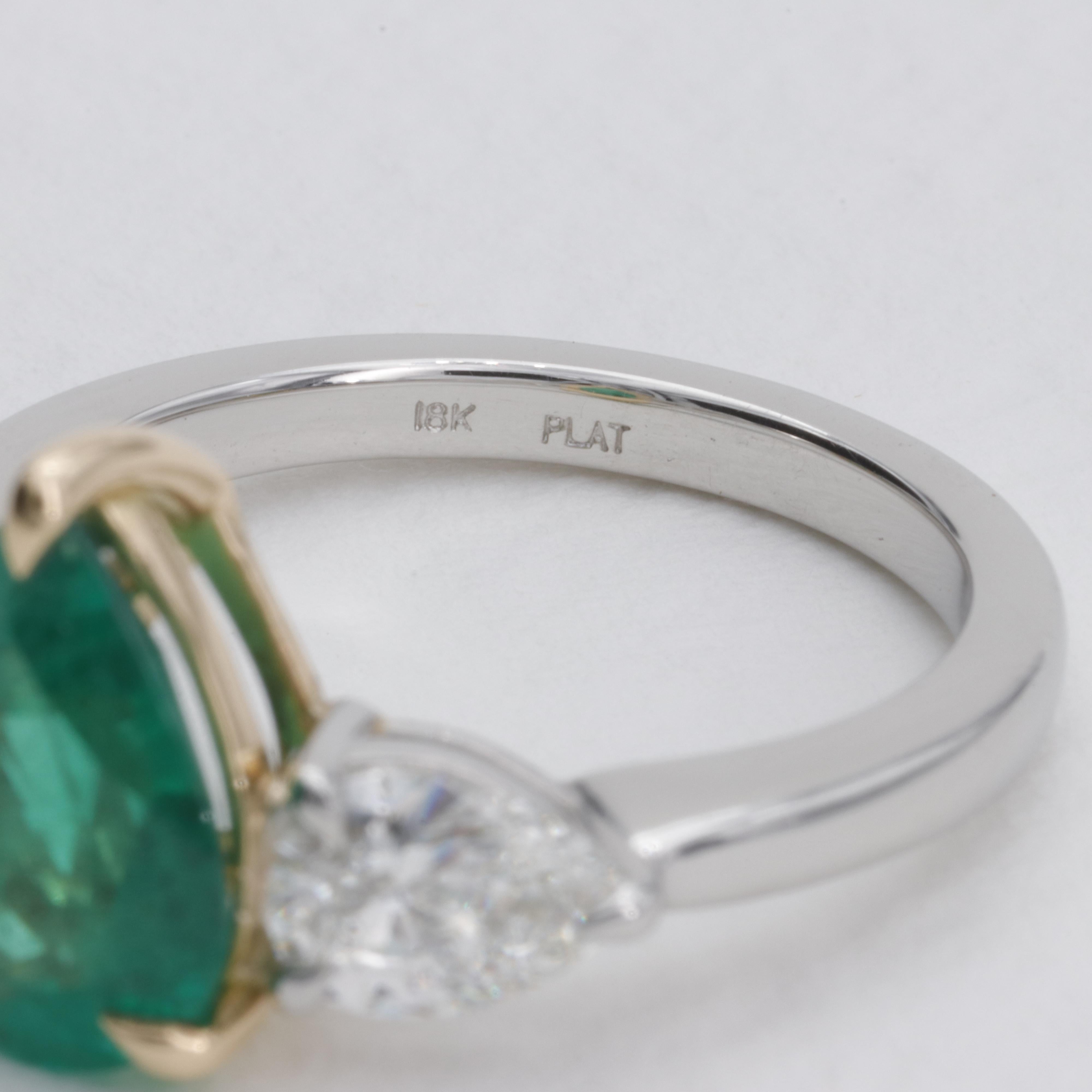 Edward Elise Emerald and Diamond Three Stone Ring in Platinum & 18 Karat For Sale 4