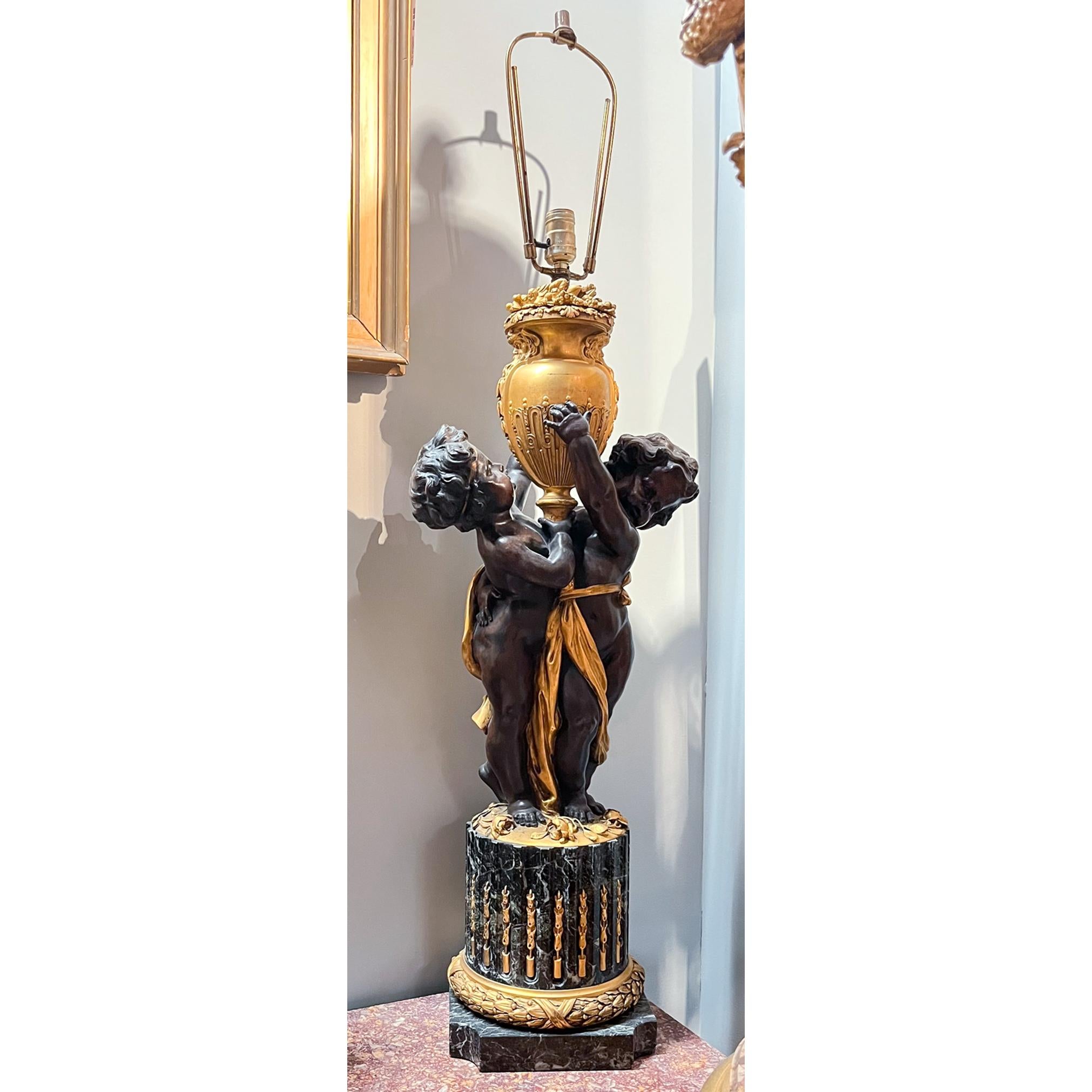Edward F Caldwell Gilt and Patinated Bronze Lamps with Putti and Green Marble  In Good Condition For Sale In New York, NY