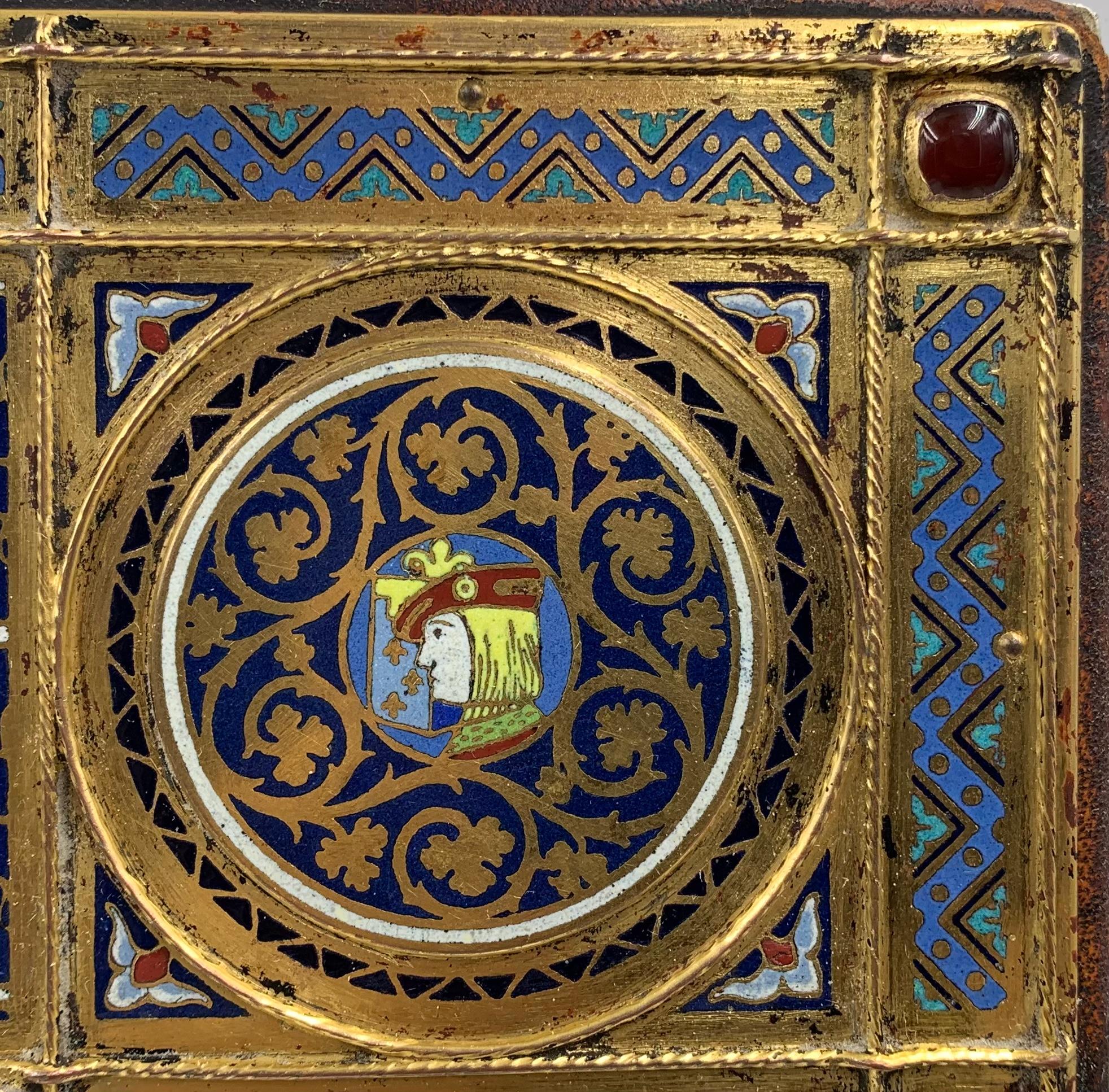 Champlevé Couvercle Folio ancien en émail champlevé orné de bijoux de style gothique Edward F. Caldwell en vente