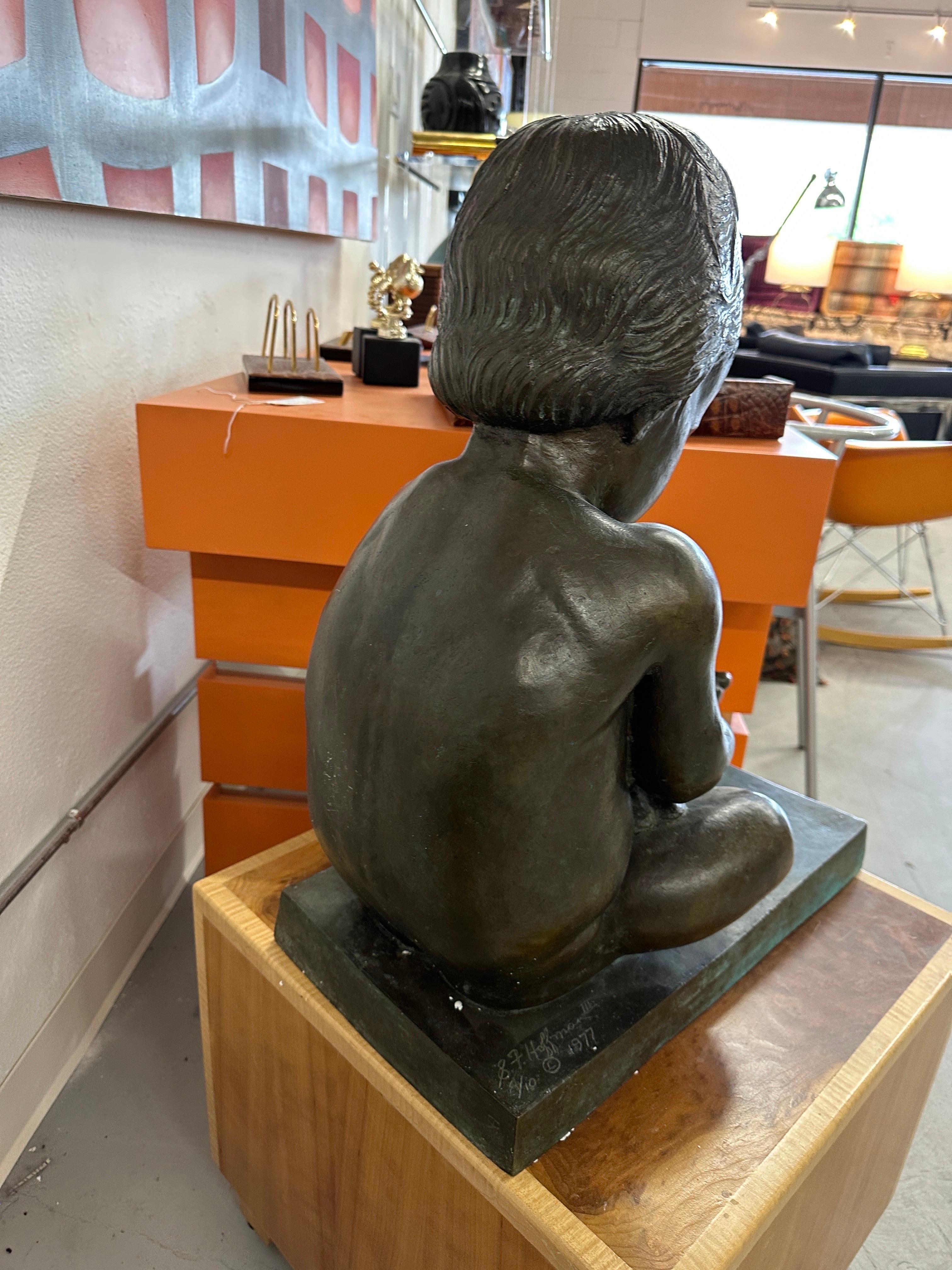 Edward Fenno Hoffman bronze Girl  Avec lapin 1977 en vente 4