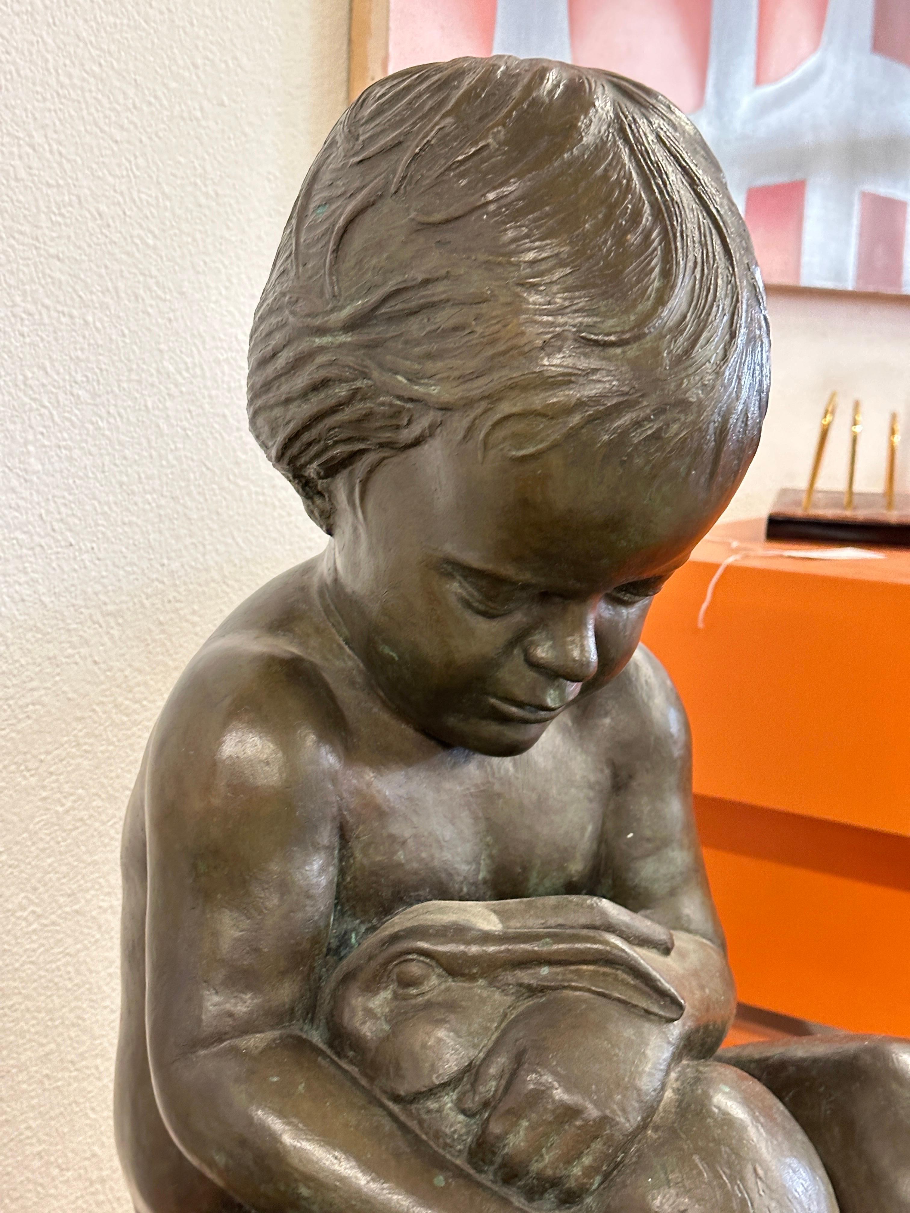 Fin du 20e siècle Edward Fenno Hoffman bronze Girl  Avec lapin 1977 en vente