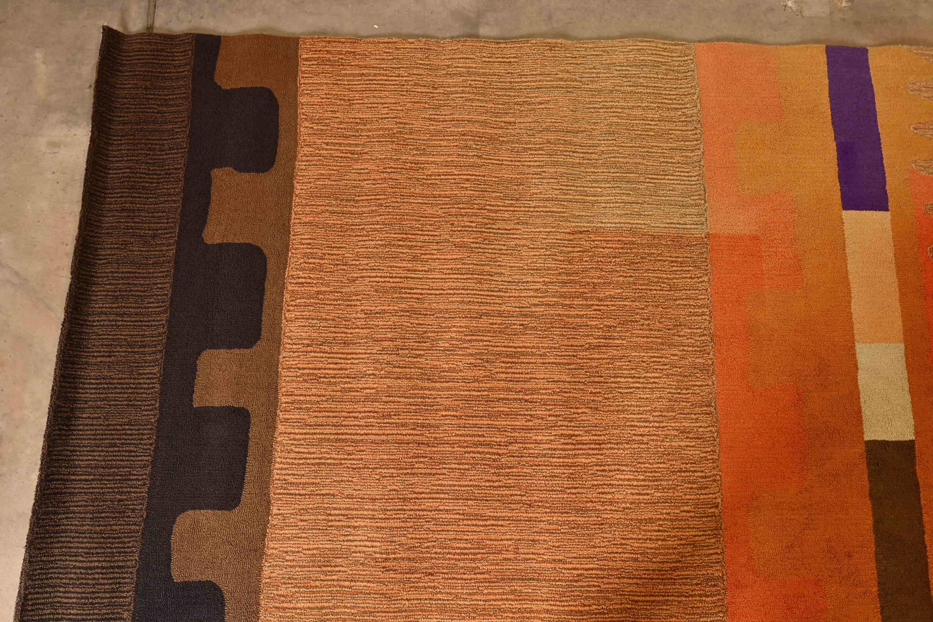 Tappeto astratto di grandi dimensioni Edward Fields, metà del secolo scorso, CIRCA 1970 In condizioni buone in vendita a South Bend, IN
