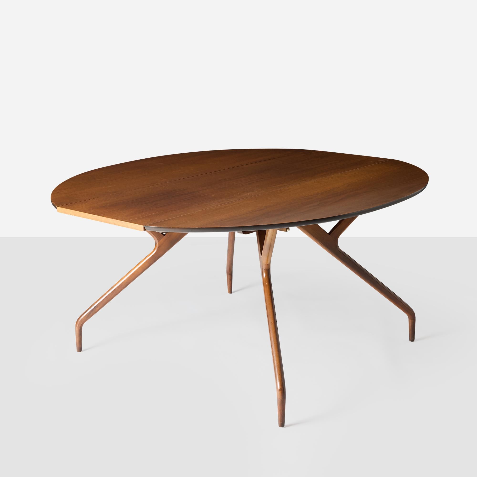 Milieu du XXe siècle Table de salle à manger Edward Frank en vente