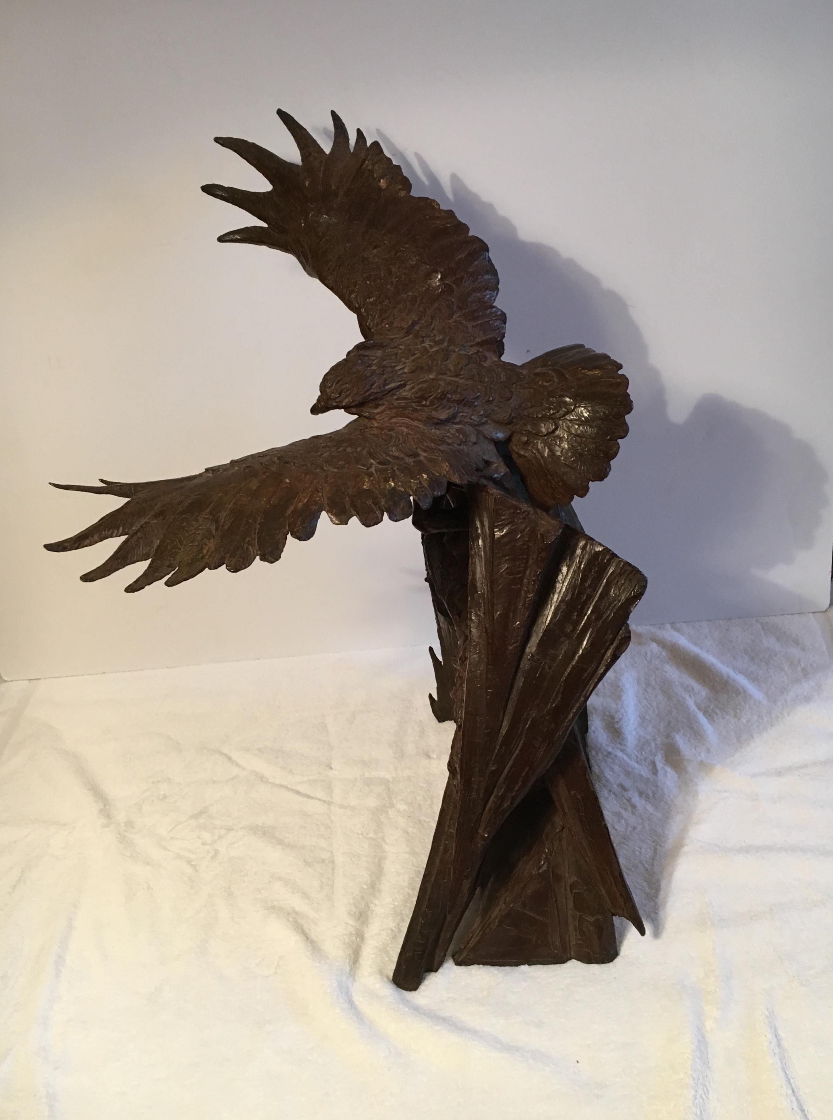 Geist des Menschen (Gold), Figurative Sculpture, von Edward Fraughton
