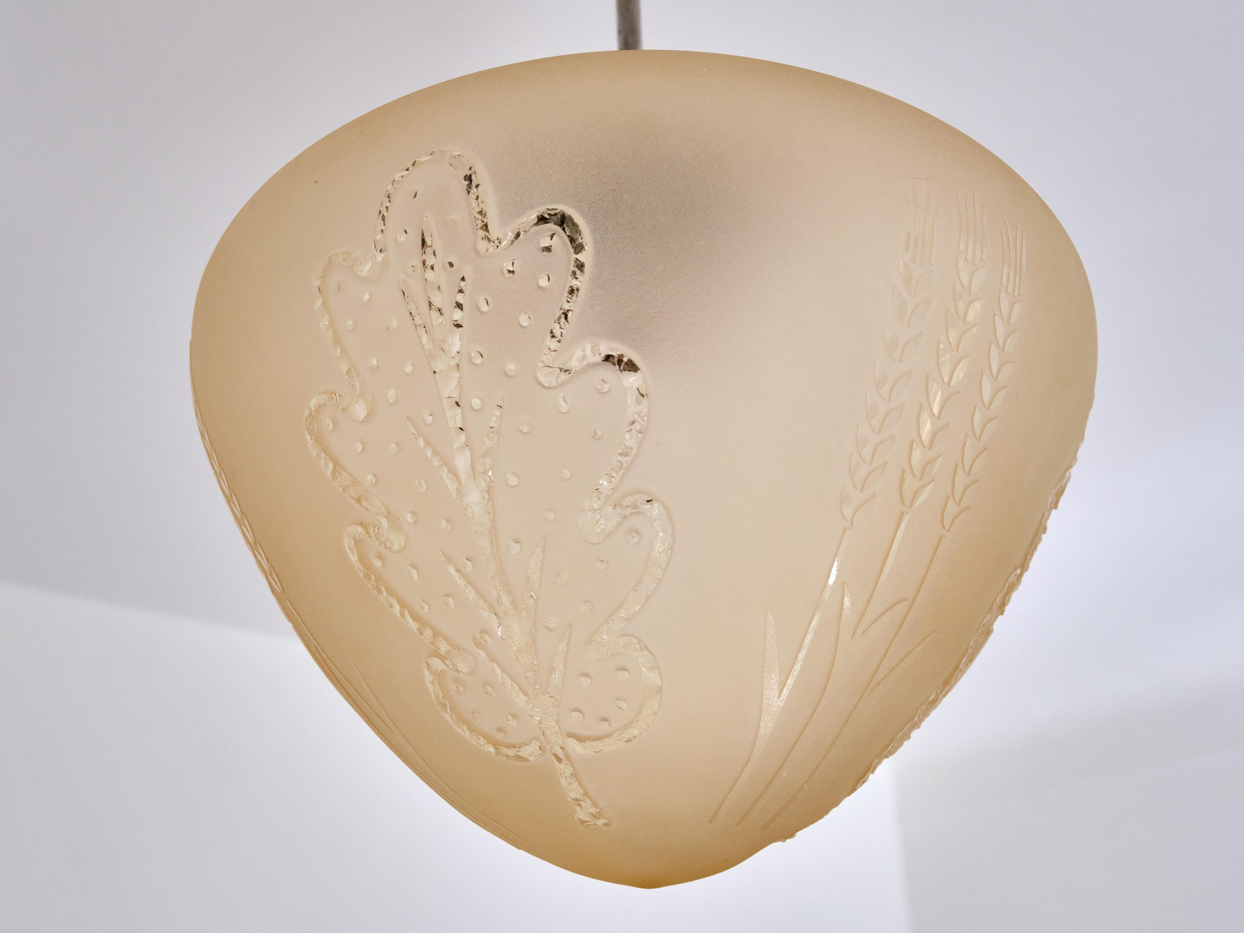 Edward Hald Attributed Pendant Lamp, Decorated Glass, Orrefors, Sweden, 1930s For Sale 1