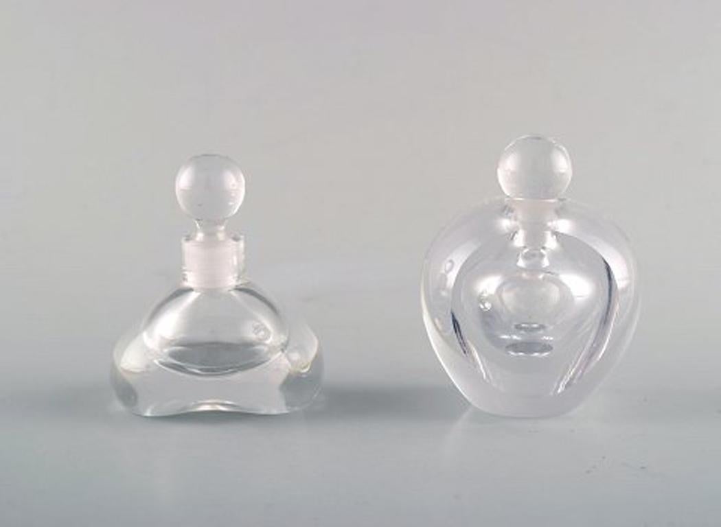 Edward Hald for Orrefors, Sweden. A collection of five mouth blown flacons in clear art glass. Designed in the 1940s.
In very good condition.
Partially signed.
Largest measures: 12.5 x 7.5 cm.