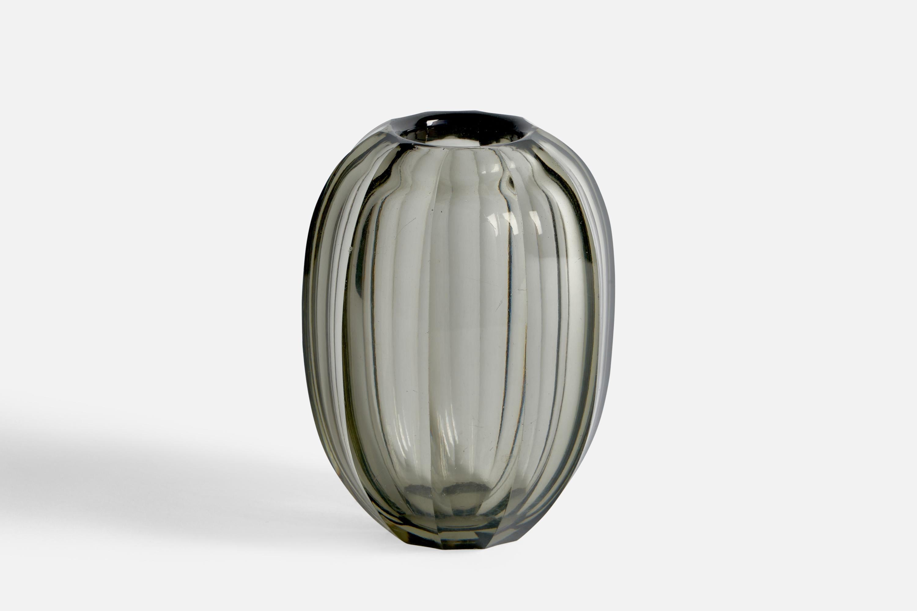 Scandinavian Modern Edward Hald, Vase, Glass, Sweden, 1930s For Sale