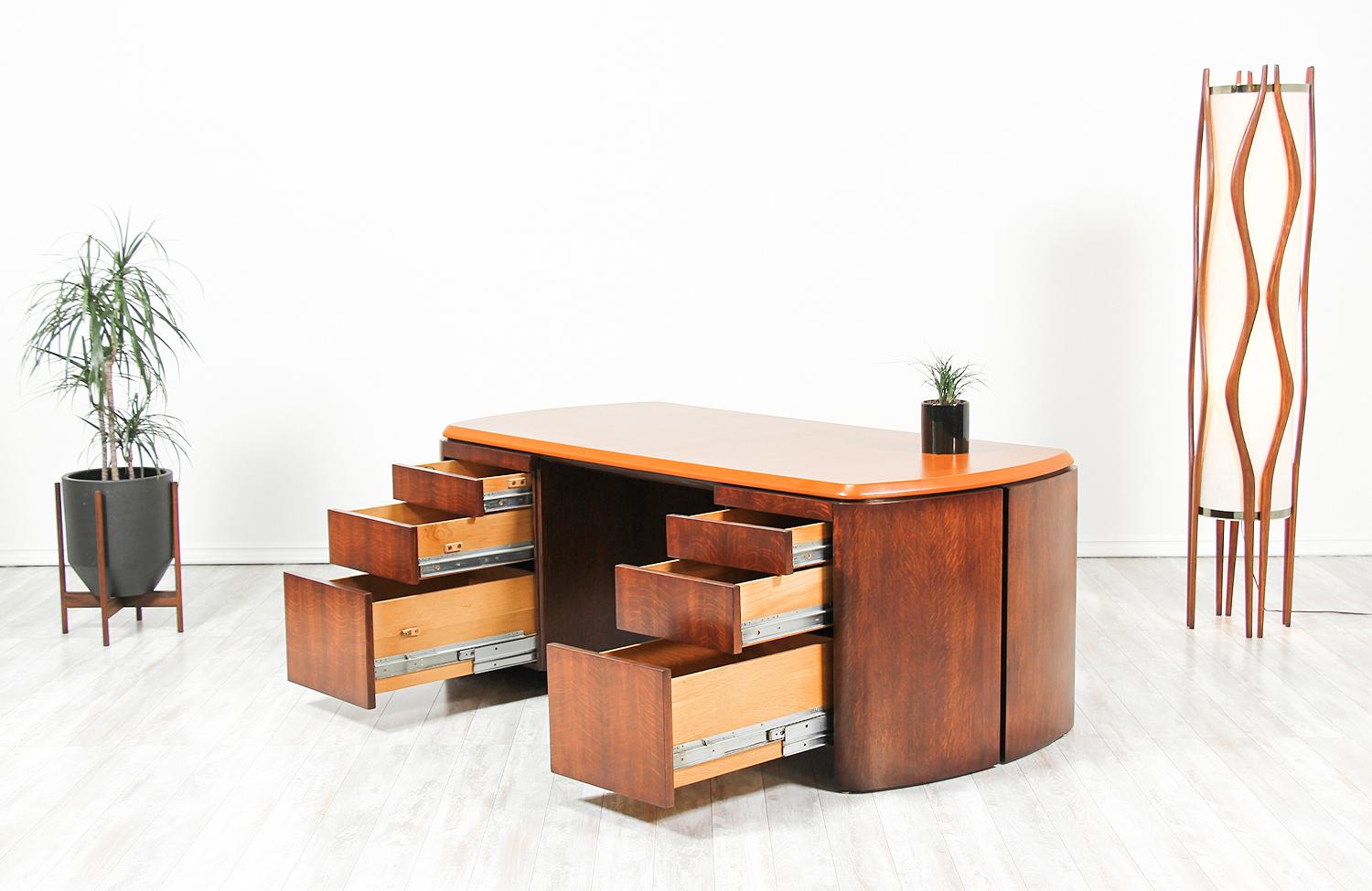 Edward J. Wormley Executive Leather Top Desk for Dunbar In Excellent Condition In Los Angeles, CA