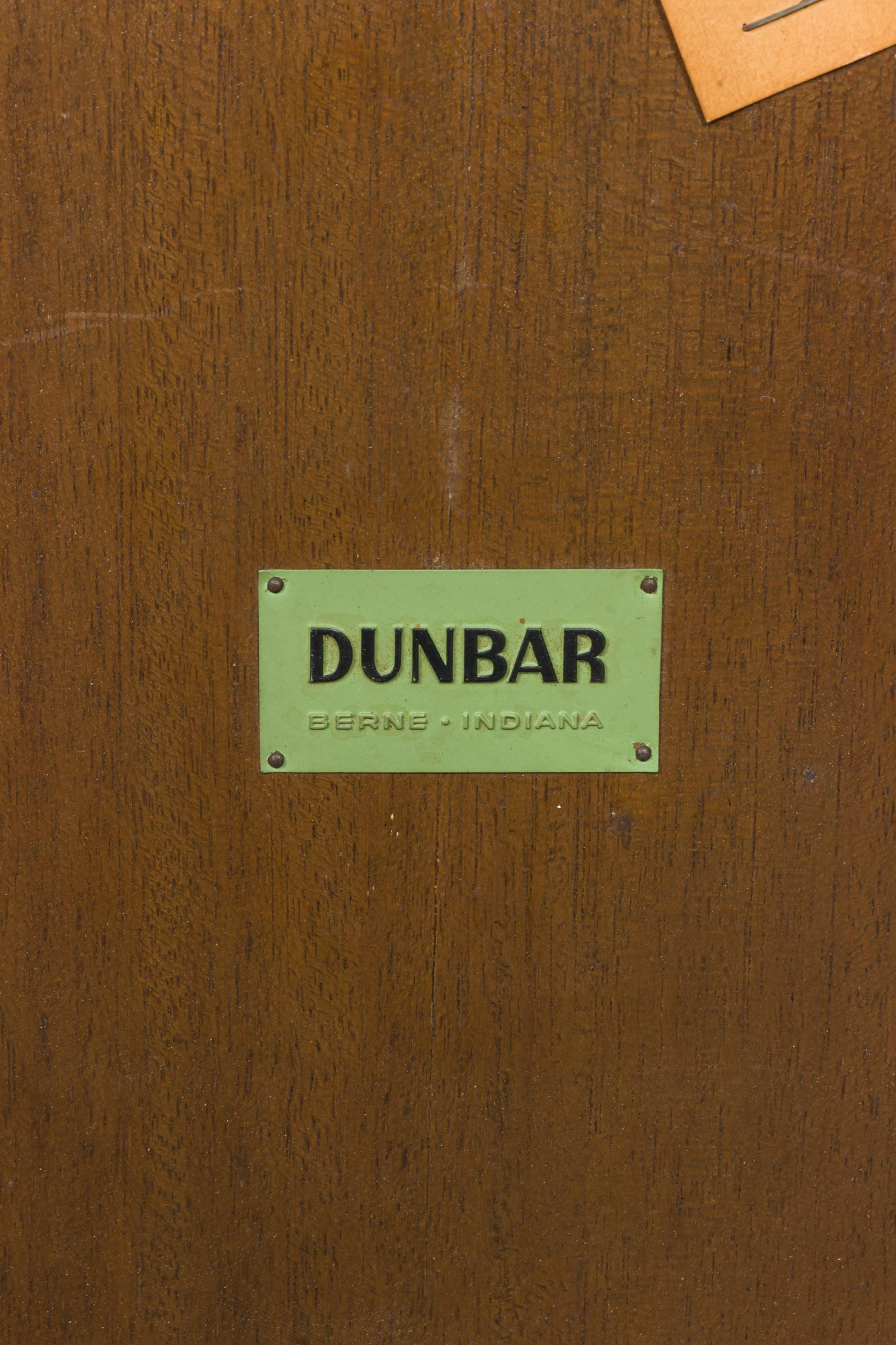 Edward J Wormley für Dunbar Furniture Circular Blond Maple Two-Tier End / Side T im Angebot 4